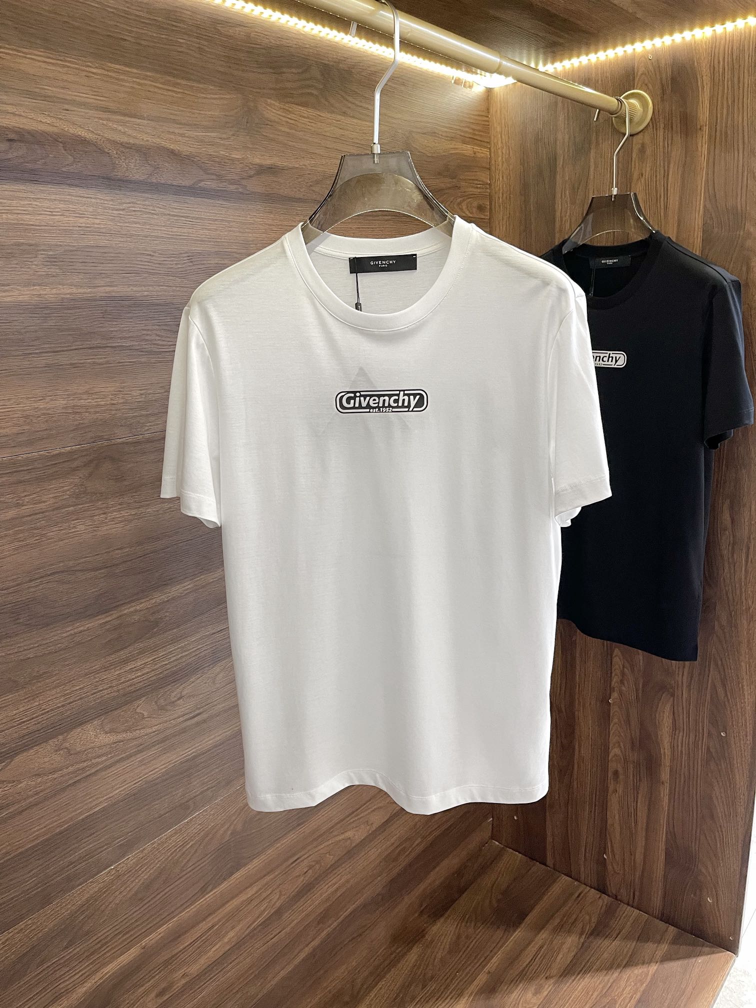 Givenchy Abbigliamento T-Shirt Nero Bianco Stampa Fashion Maniche corte