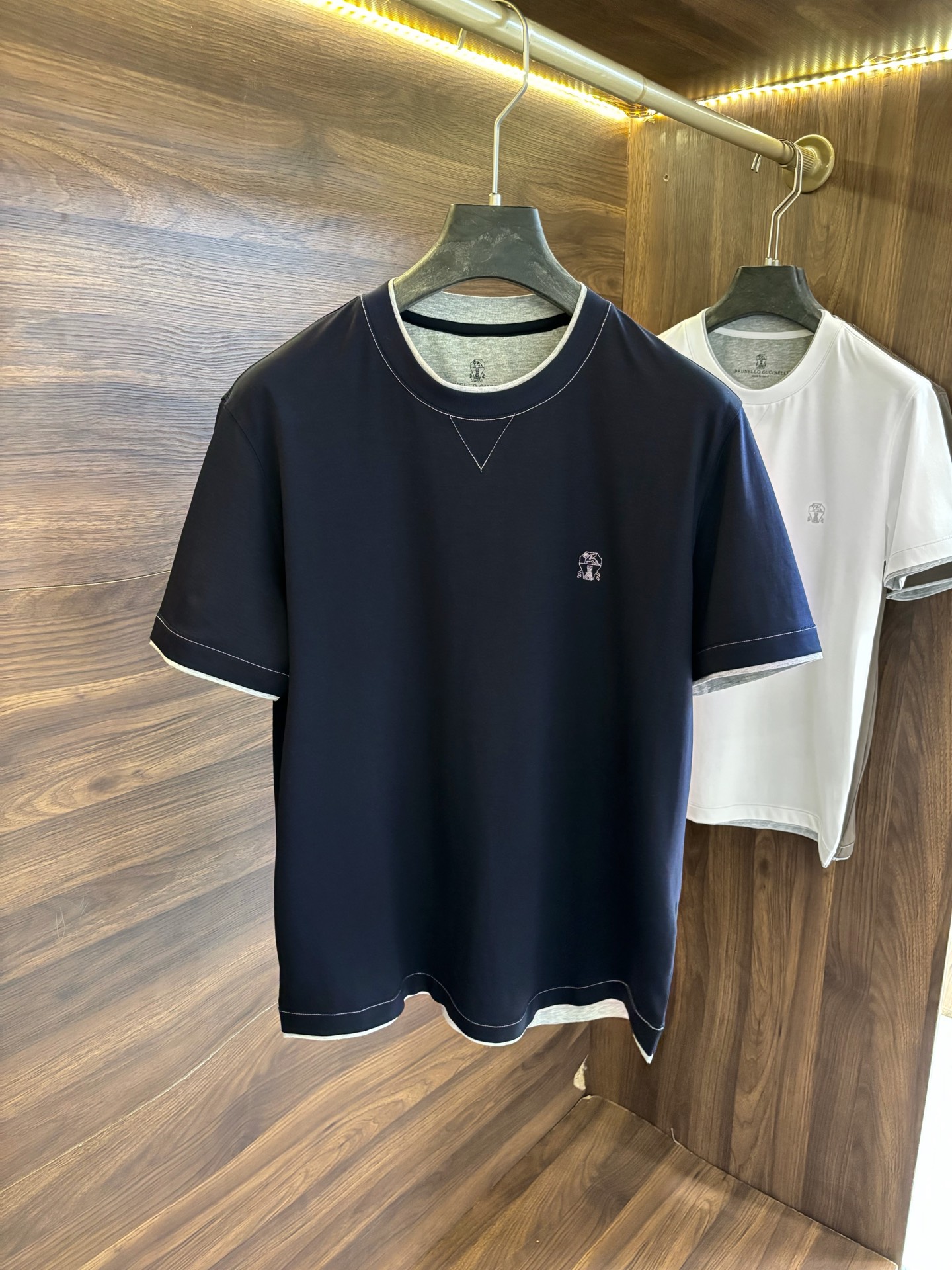 Brunello Cucinelli Layered Look Short Sleeve T-Shirt - Soft and Stylish 2 i1741283524093 8949 0 0