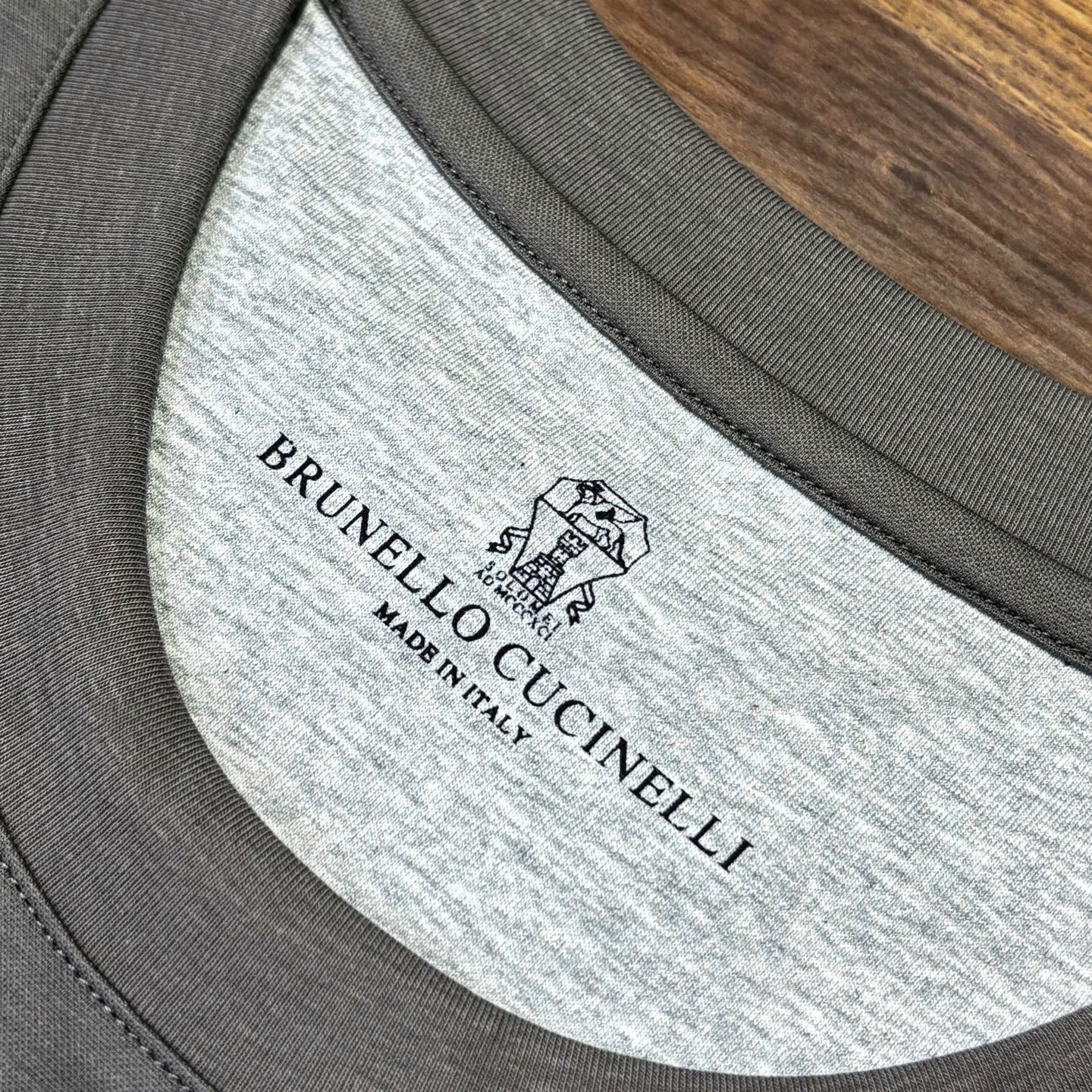 Brunello Cucinelli Pocket T-Shirt - Classic Style, Soft Fabric, Modern Design 7 i1741327227313 8371 0 5