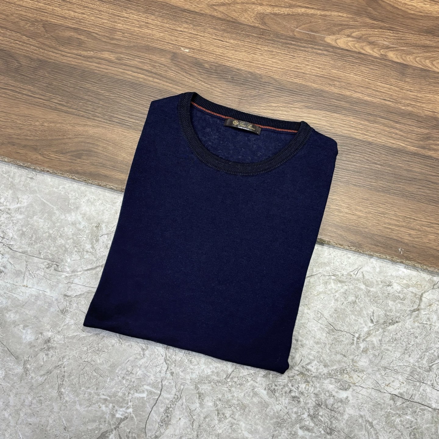 New#🟥lP🆕 诺悠翩雅 亚麻短袖针织衫，这款面料既有天然材质的健康亲肤特性，又有合成纤维的实用性能。