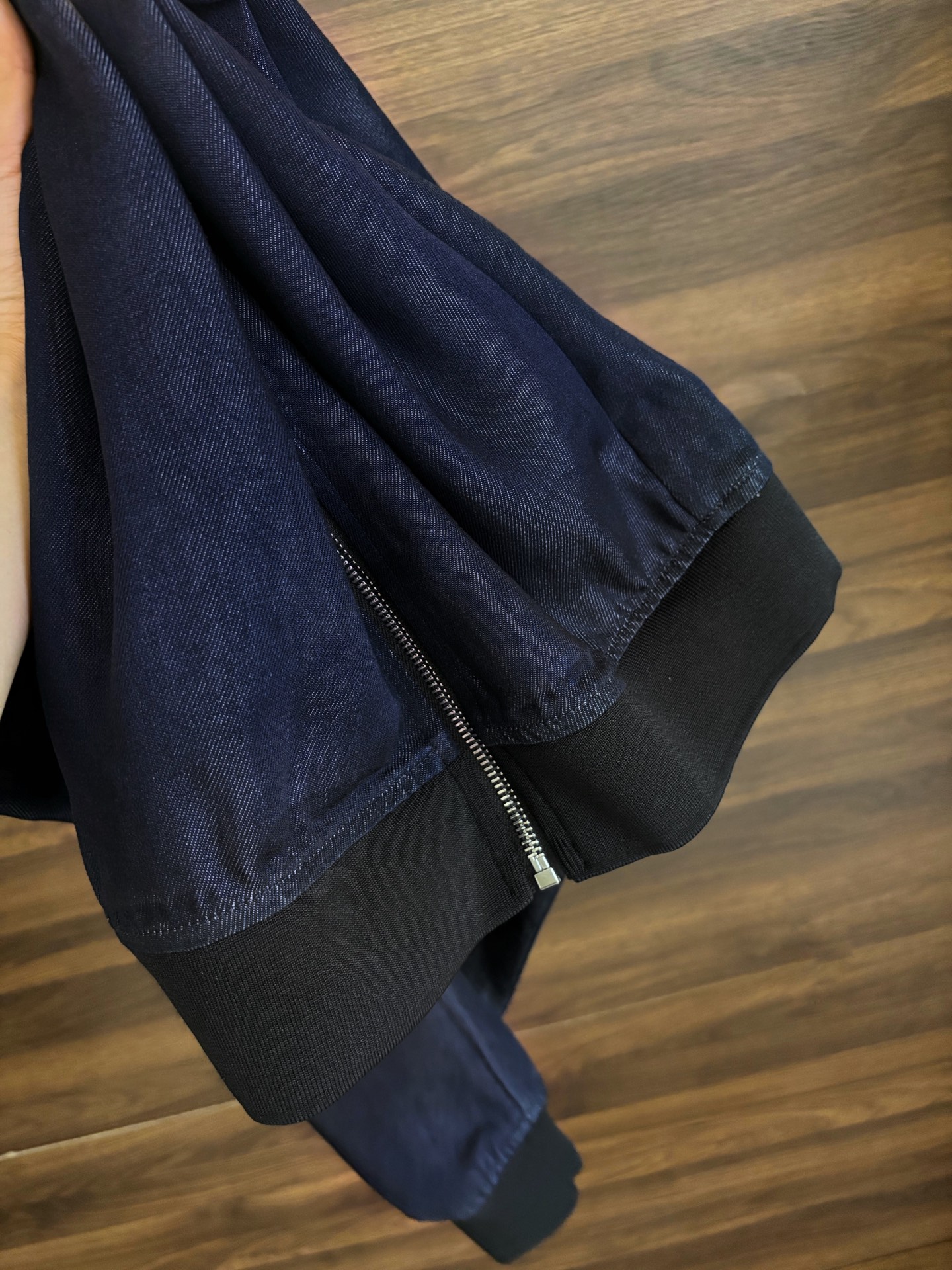 High-Quality Cotton Chiton Jacket with Detailed Design and Classic Style - 图片 7