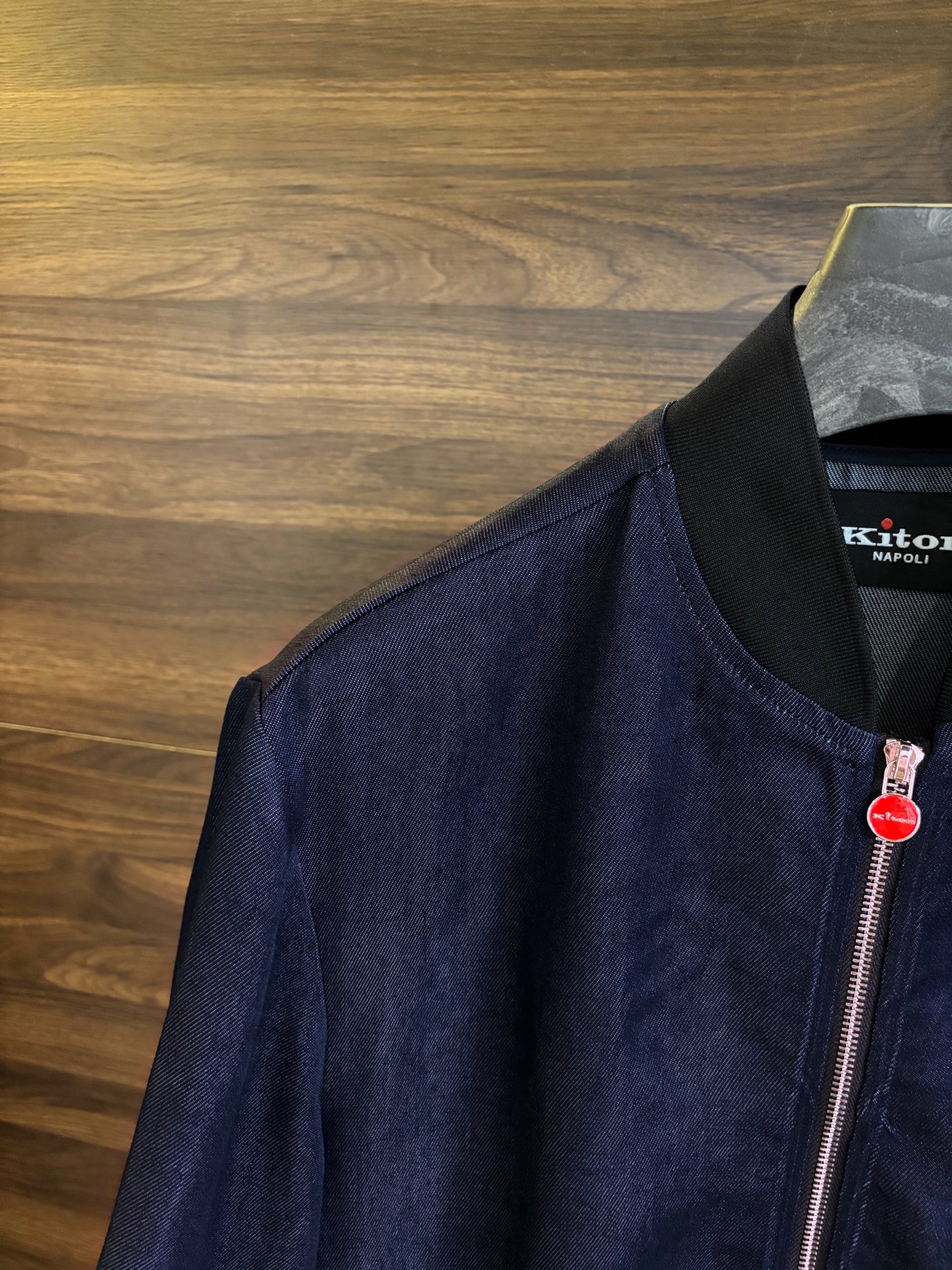 High-Quality Cotton Chiton Jacket with Detailed Design and Classic Style - 图片 4