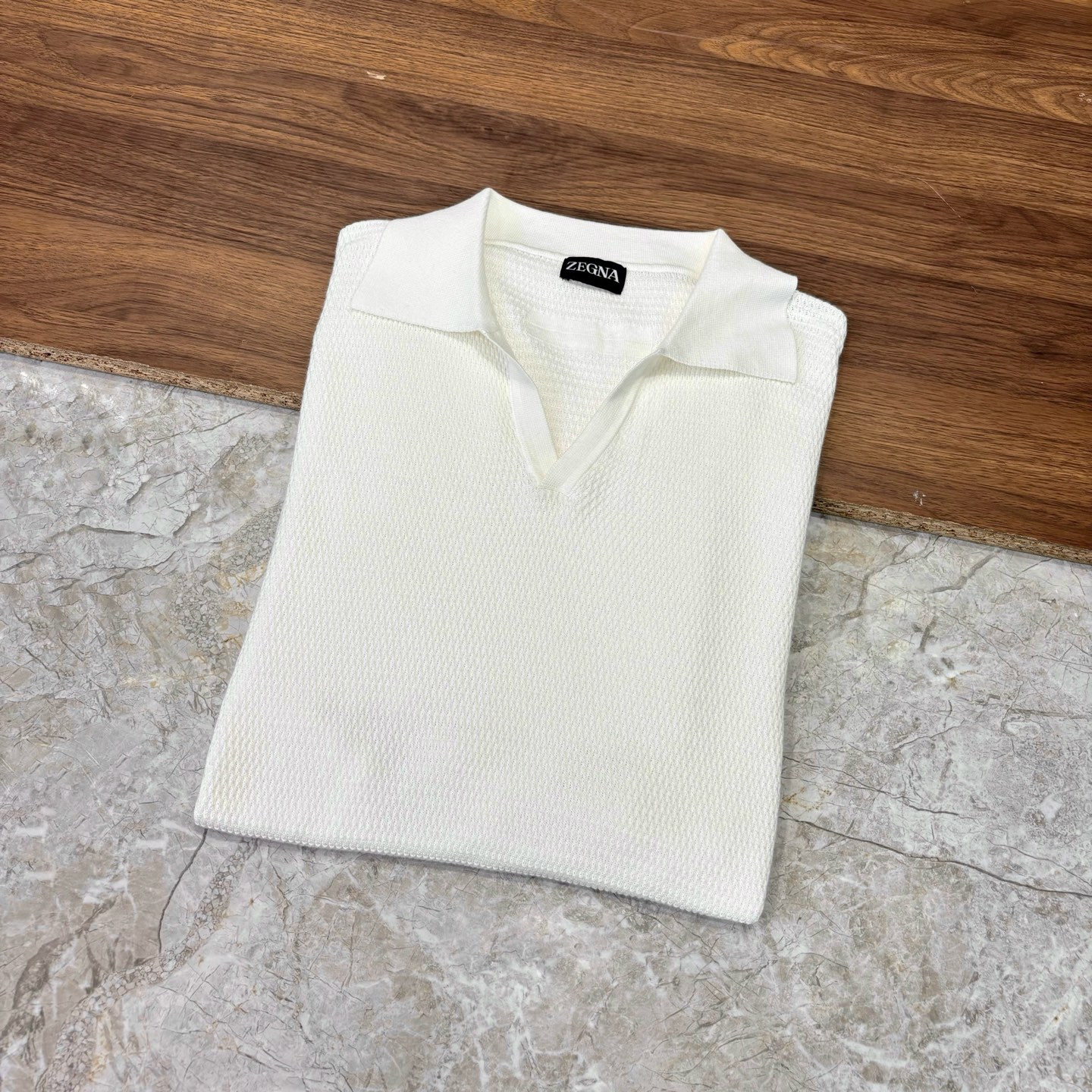 New#🟥ZEGNA 一眼就认出EZ家独特衣领设计甄选天然棉麻纤维纱线匠心打造立体感超强针织条纹纹理翻领