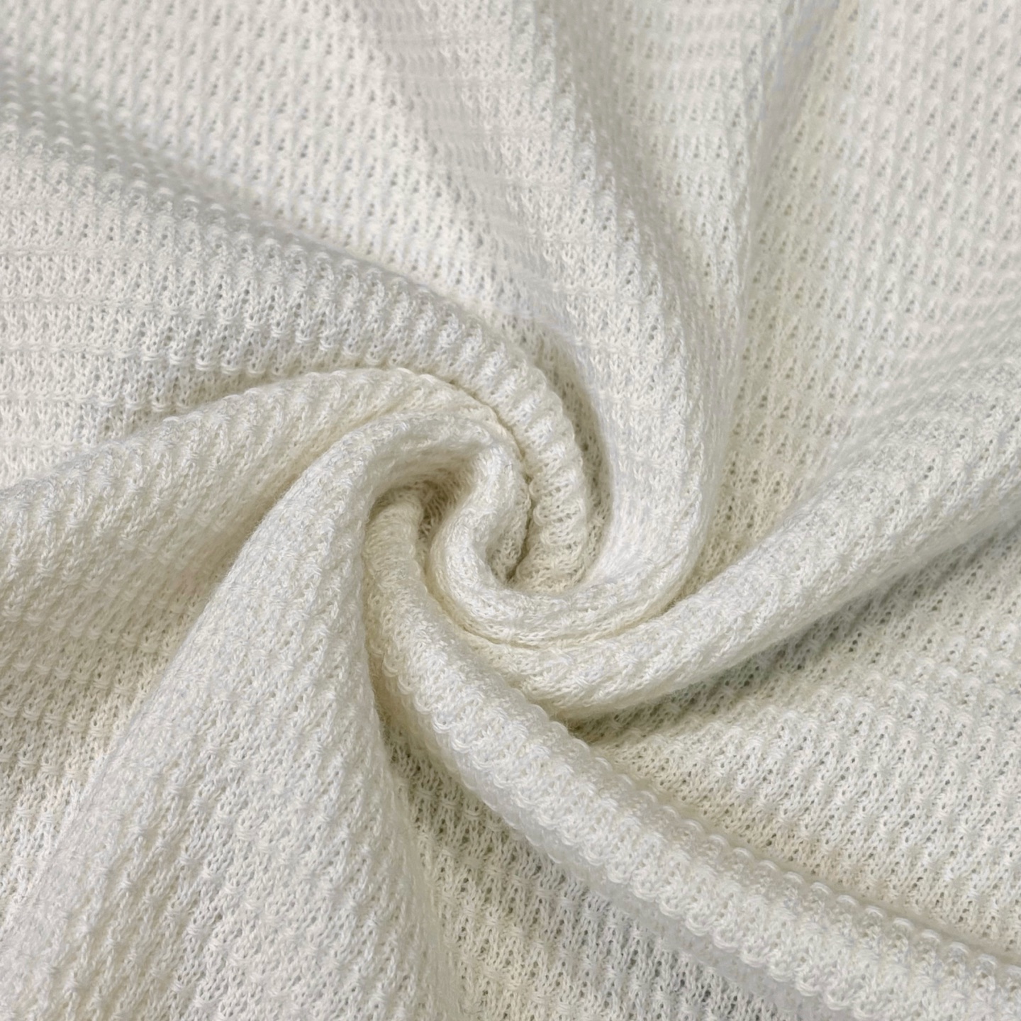 New#🟥ZEGNA 一眼就认出EZ家独特衣领设计甄选天然棉麻纤维纱线匠心打造立体感超强针织条纹纹理翻领