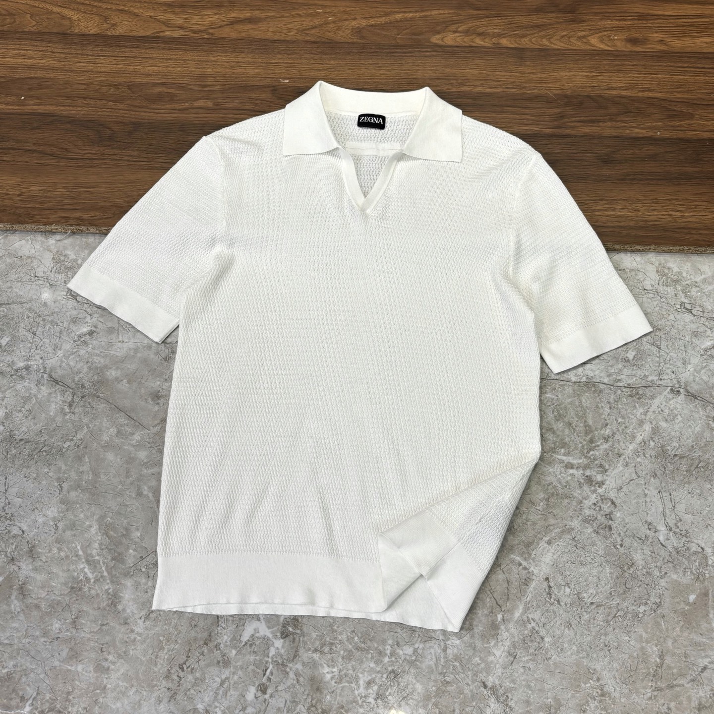 New#🟥ZEGNA 一眼就认出EZ家独特衣领设计甄选天然棉麻纤维纱线匠心打造立体感超强针织条纹纹理翻领