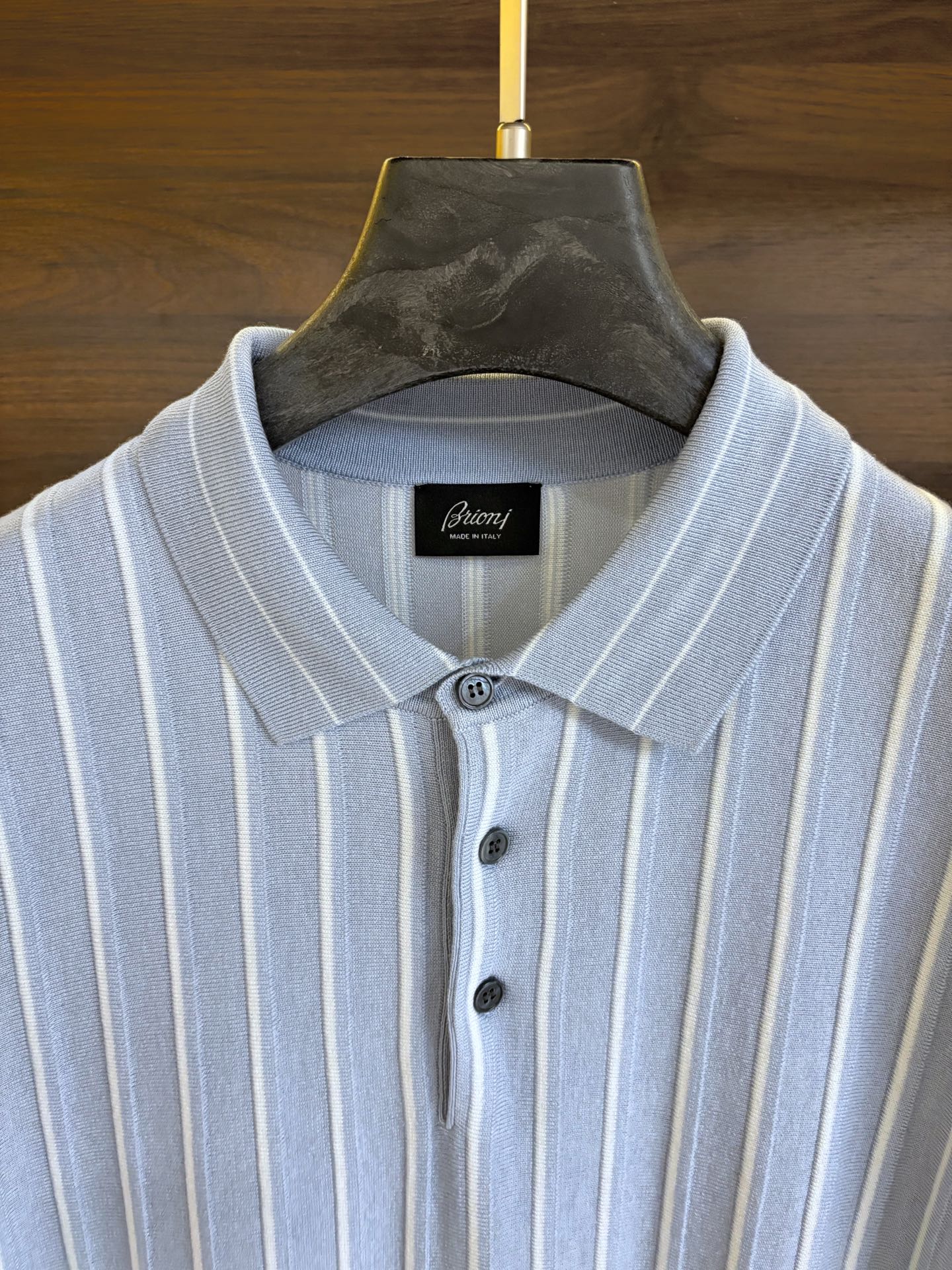 Brioni Striped Silk Blend Polo Shirt - Elegant Knitwear with Button Detail 4 i1751534410182 5460 0 2