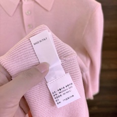 New#🟥BC 专柜原版客供纱线元宝针衫,让你解锁“进柜穿搭无忧”。客供纱线77%亚麻23%棉超垂感透气 New#🟥BC 专柜原版客供纱线元宝针衫,让你解锁“进柜穿搭无忧”。客供纱线77%亚麻23%棉超垂感透气