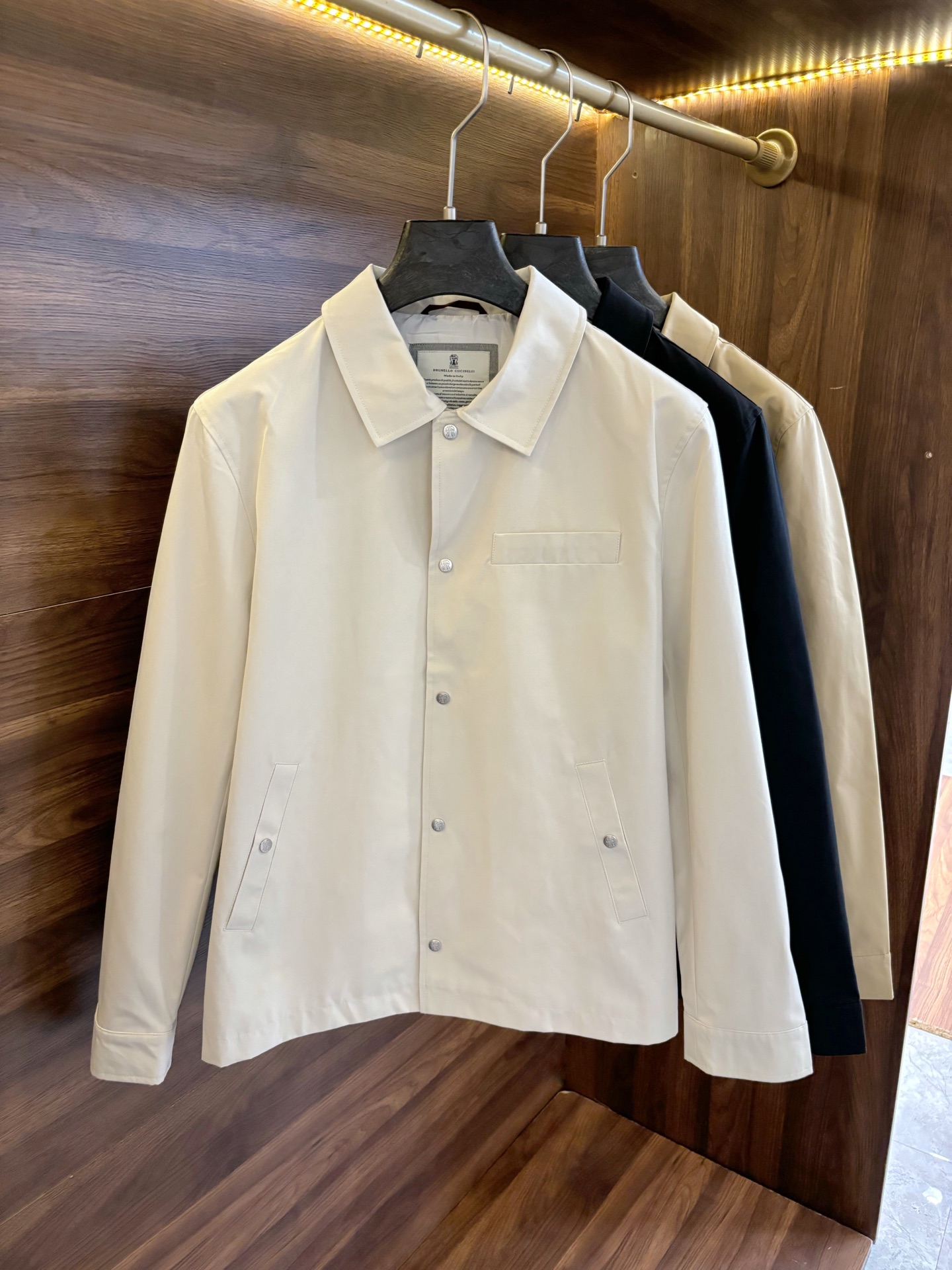 New#🟥 Brunello Cucinelli BC 意大利 老钱风 翻领纽扣夹克外套，专柜最新款意式