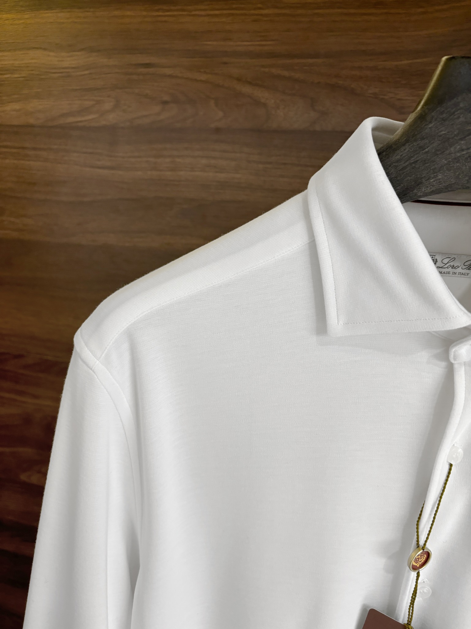 New#🟥lP🆕渠道尖端~加厚弹力棉磨毛长袖衬衫，老钱风格的极简纯色款，时尚百搭长袖衬衫，专为春秋冬而设