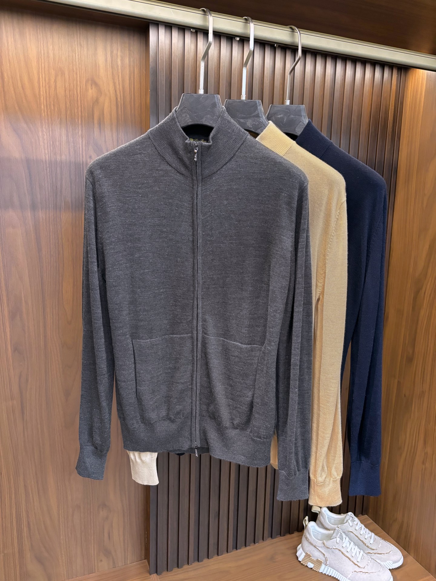 NO:524767,Tile details],,alexander wang19860909平铺细节图】,,alexander wang,Men's clothing