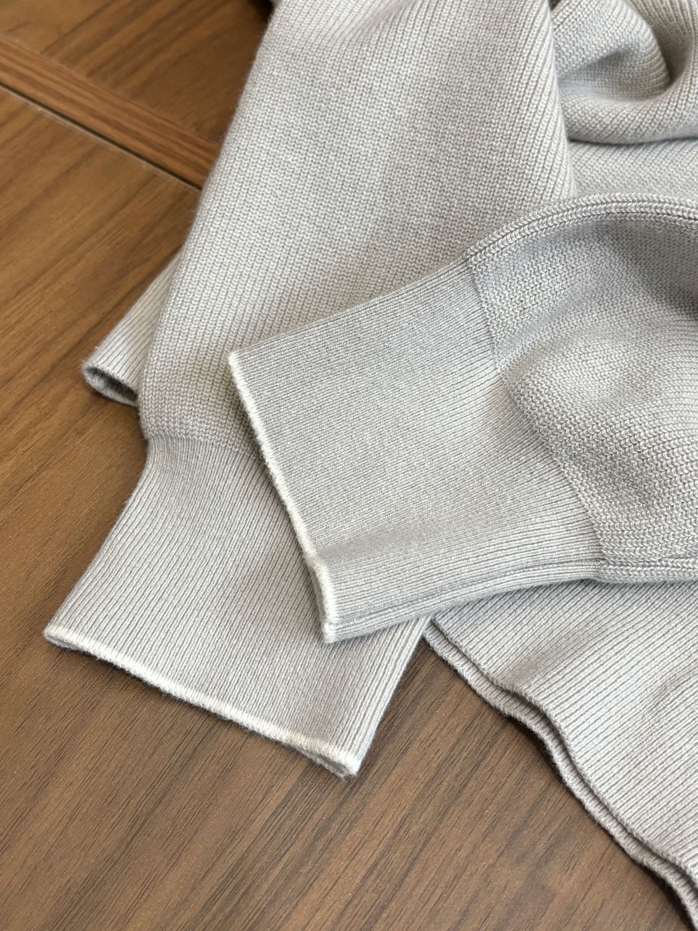 New#🟥Brunello Cuc***lli BC 翻领毛衣，老钱风穿搭 经典翻领针织衫 ，高级松弛感