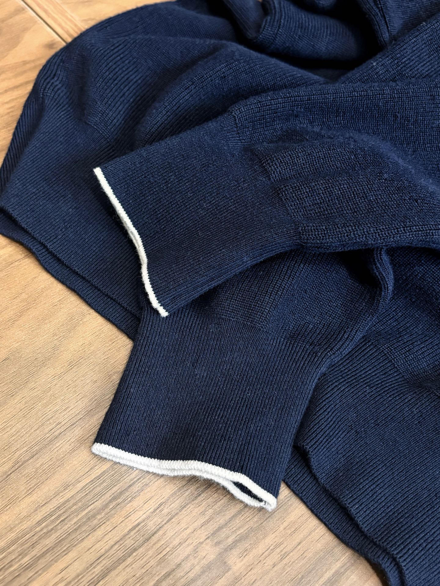 New#🟥Brunello Cuc***lli BC 翻领毛衣，老钱风穿搭 经典翻领针织衫 ，高级松弛感