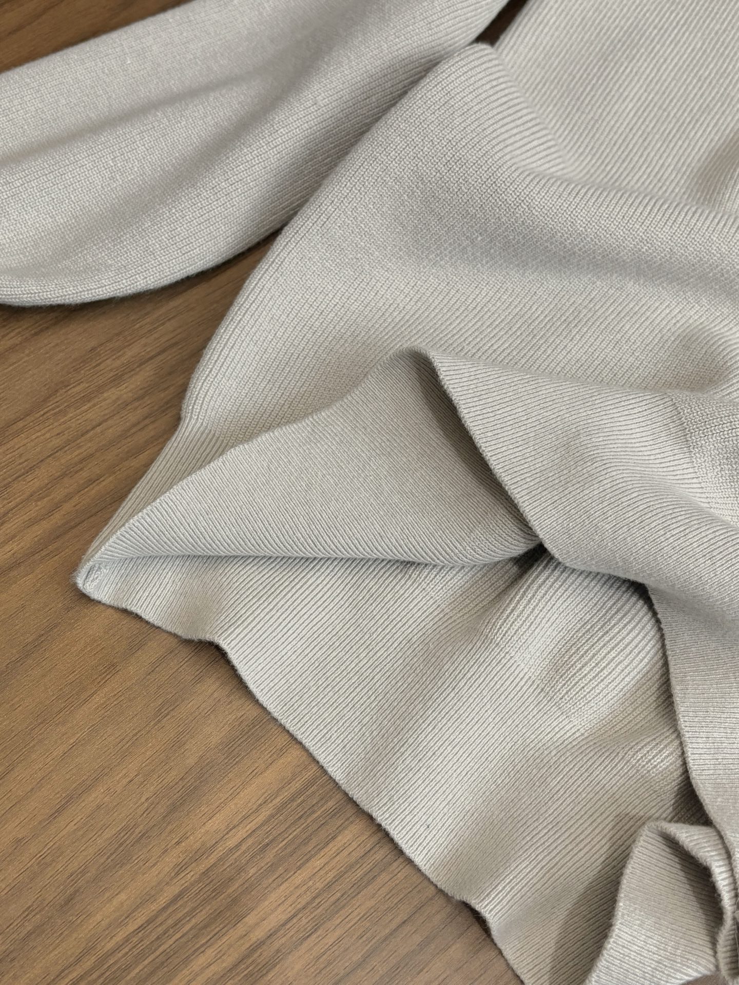 New#🟥Brunello Cuc***lli BC 翻领毛衣，老钱风穿搭 经典翻领针织衫 ，高级松弛感