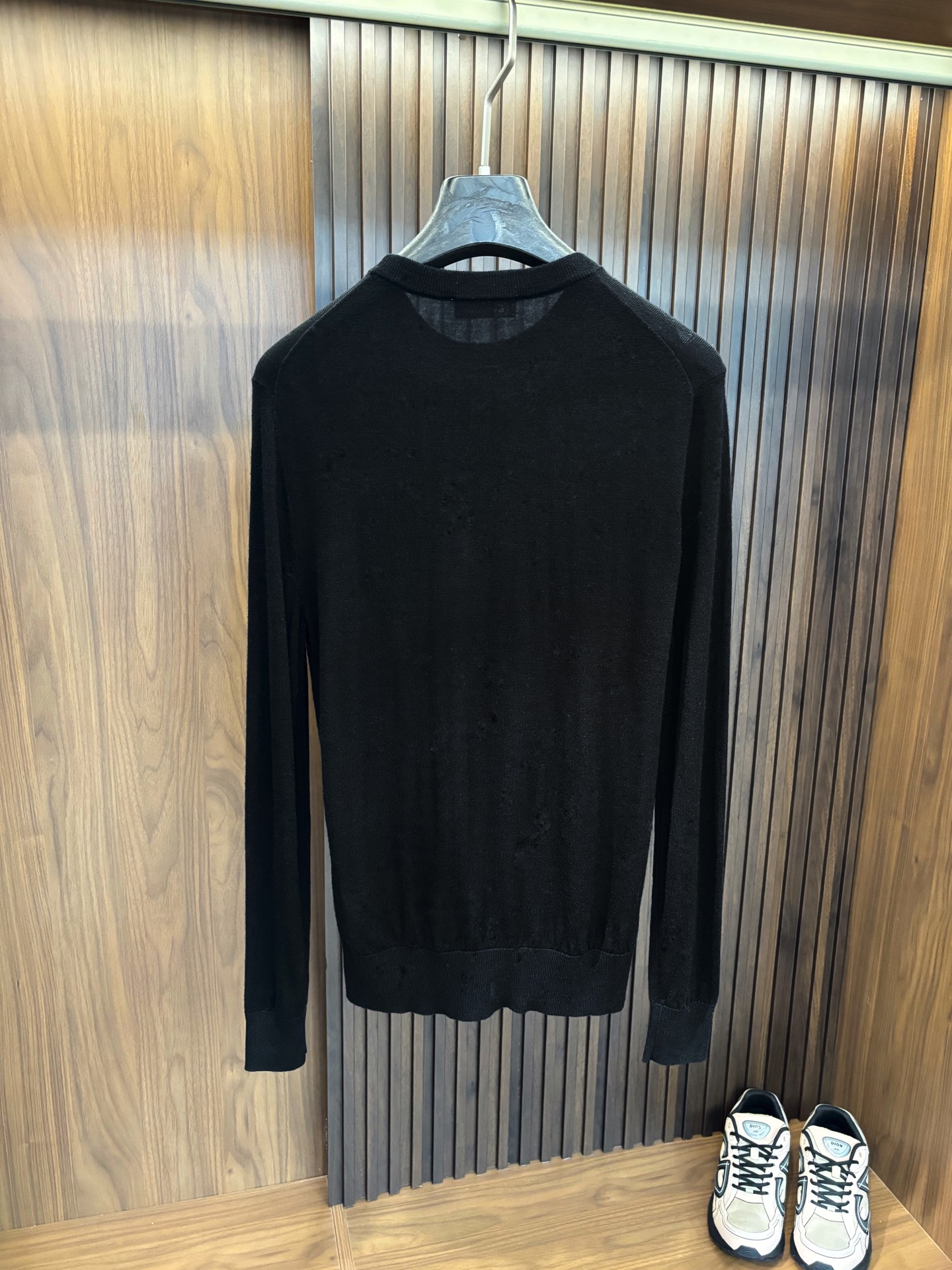 New#🟥BC 秋冬的温暖无优雅，经典的圆领男士羊毛衫。展现出休闲而优雅的风格。每一处细节都经过精心雕琢