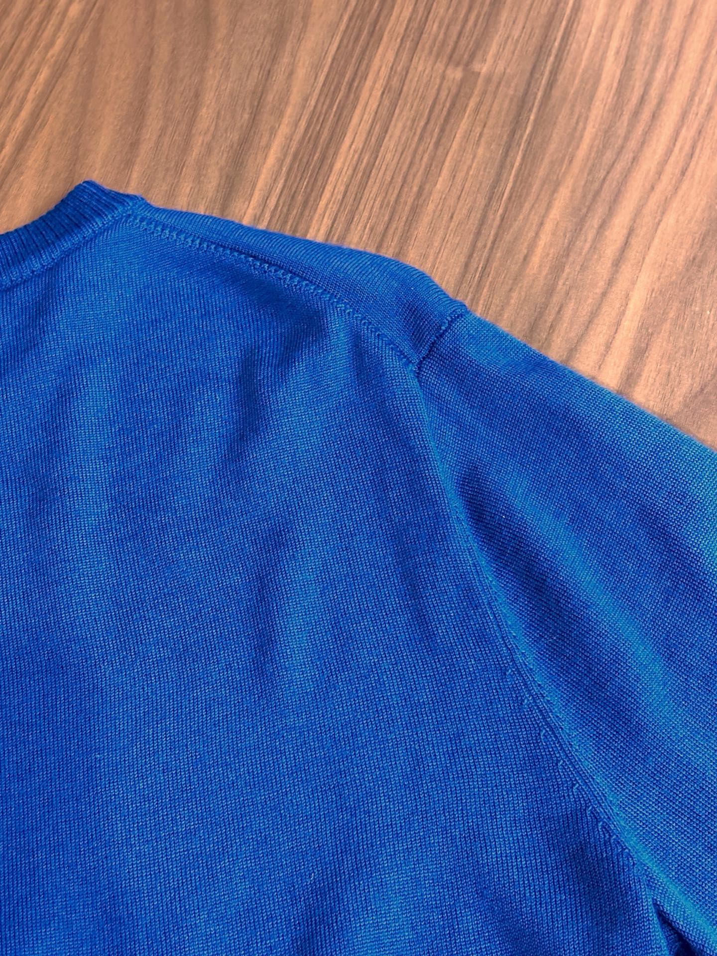 New#🟥LoroPian 诺悠-翩雅经典圆领羊毛衫，在男士高端针织服饰领域，这款羊毛衫更是品牌精湛工艺