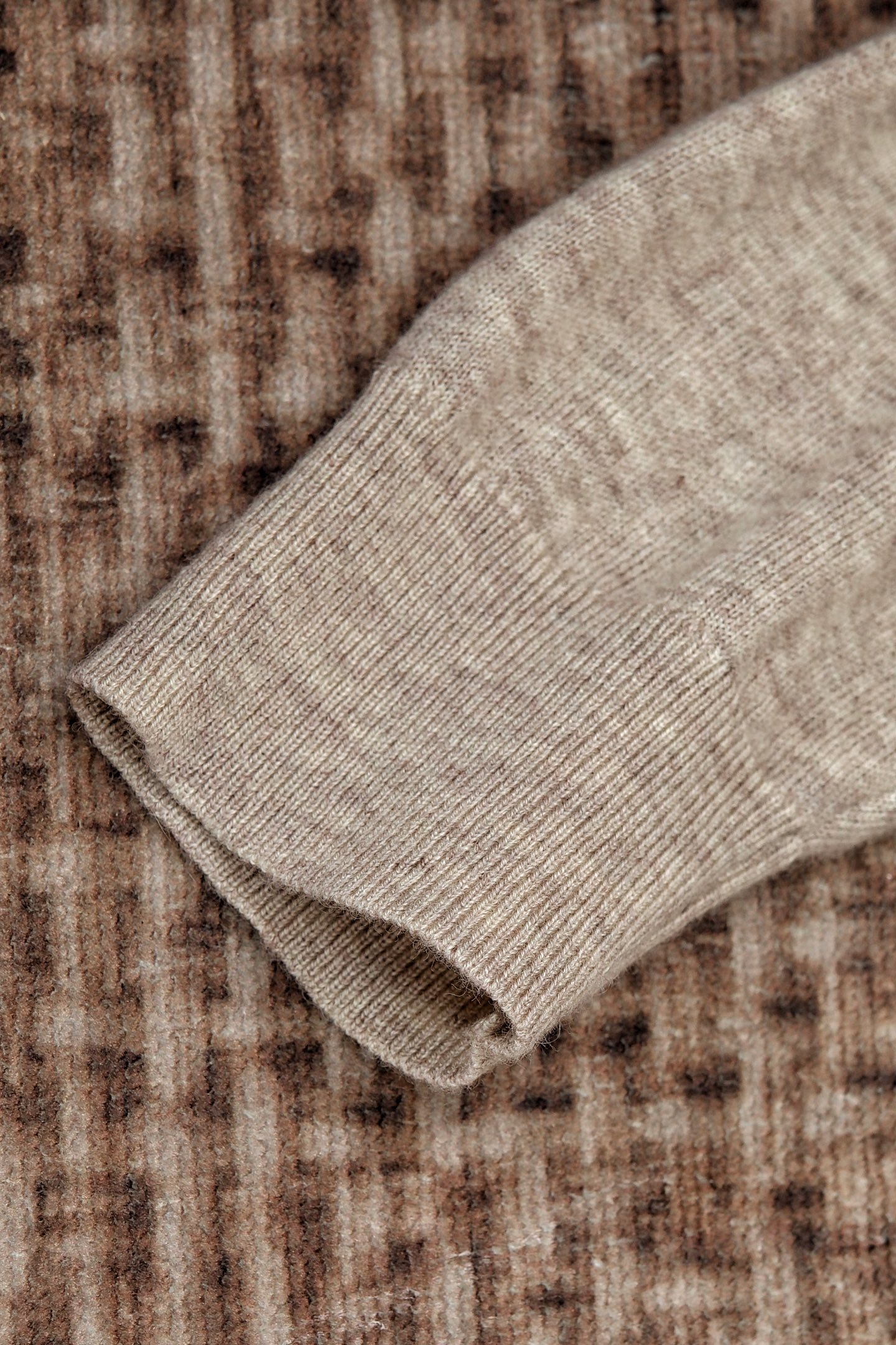 New#🟥ZE 杰家 男士圆领羊毛衫，圆领设计简约经典，而且作为时尚界的“万能公式”，圆领T恤与任何下装