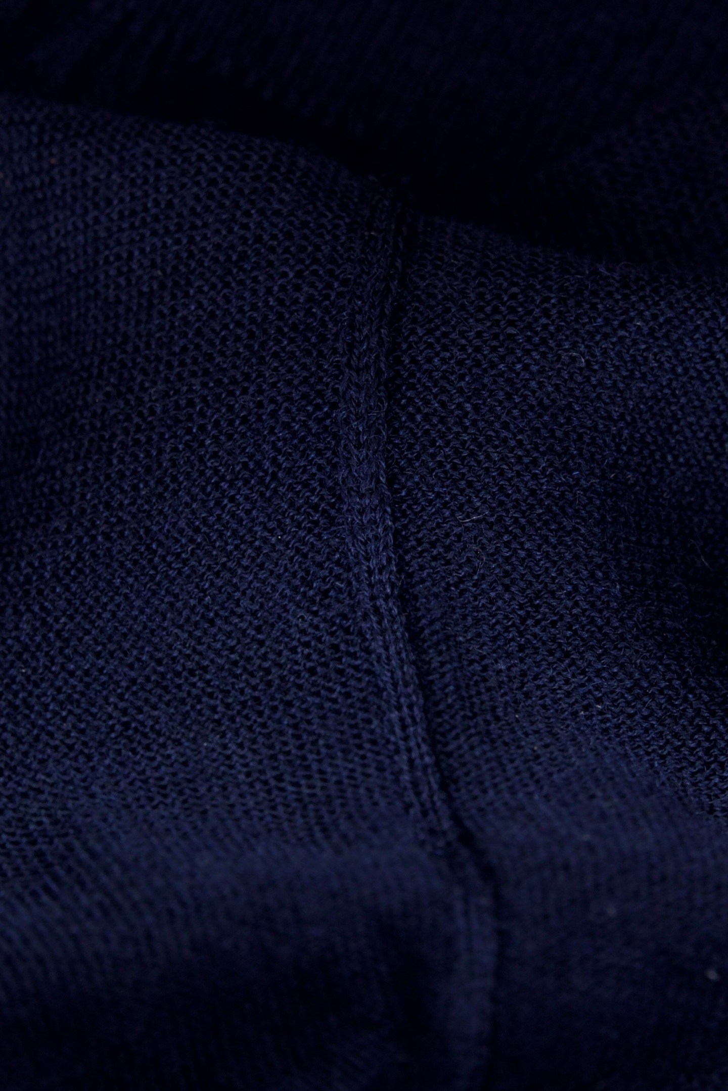 New#🟥BC 秋冬的温暖无优雅，经典的圆领男士羊毛衫。展现出休闲而优雅的风格。每一处细节都经过精心雕琢