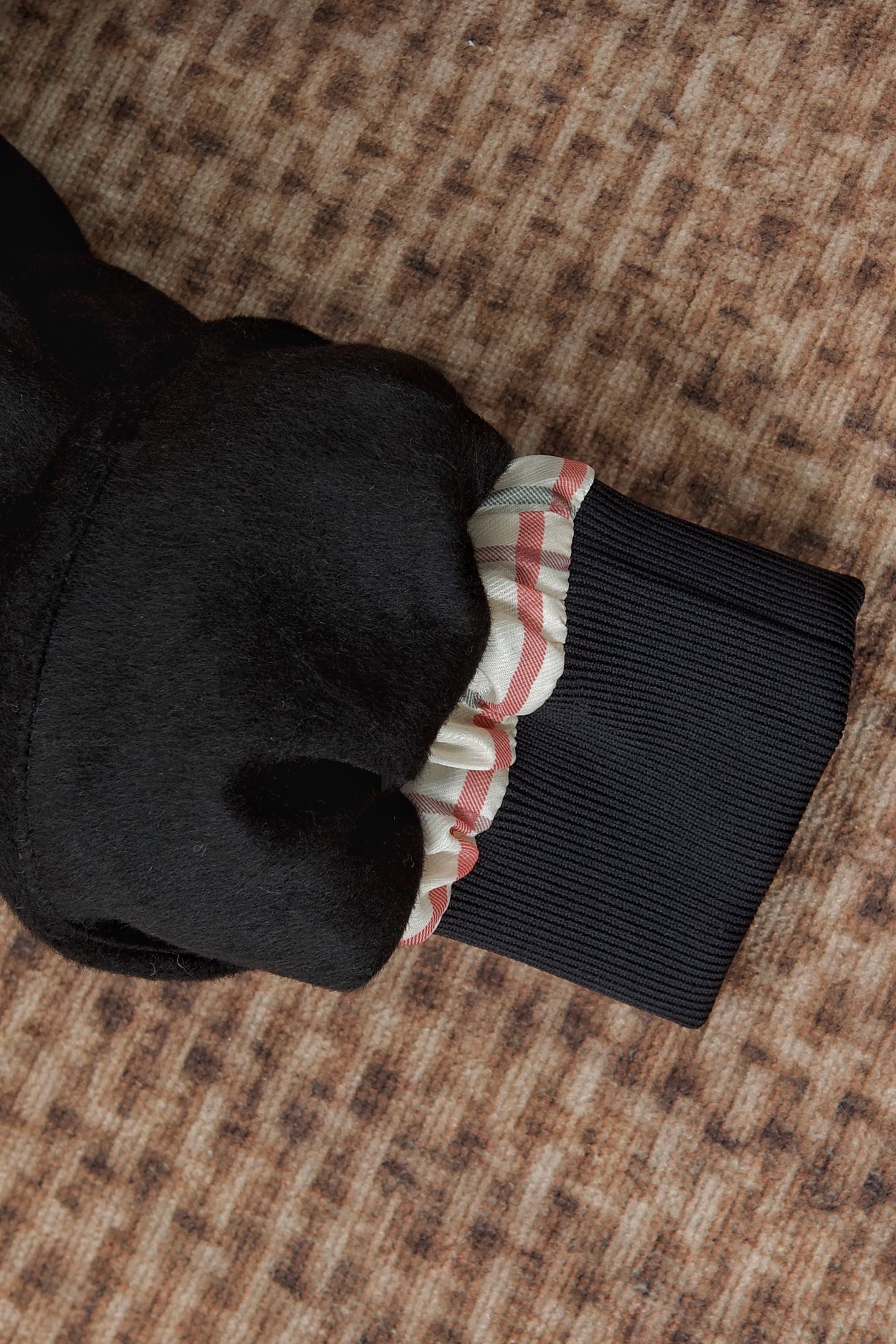 羽绒服 New#🟥 lP🆕 诺悠翩雅 甄选硬朗有型的男士羊毛羊绒混纺羽绒服，铸就奢华格调。款式设计，利落