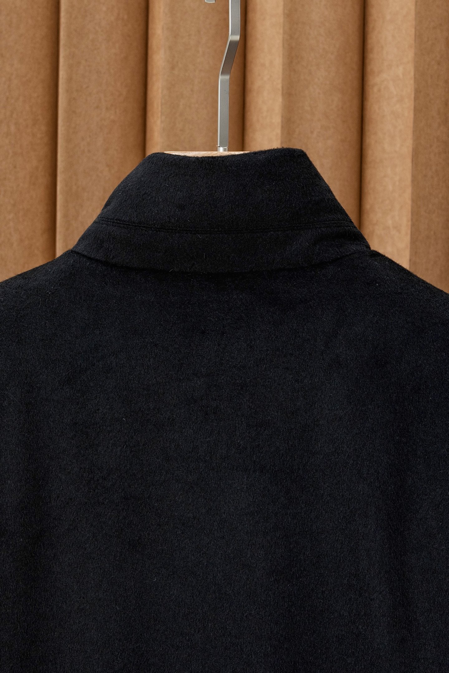 羽绒服 New#🟥 lP🆕 诺悠翩雅 甄选硬朗有型的男士羊毛羊绒混纺羽绒服，铸就奢华格调。款式设计，利落