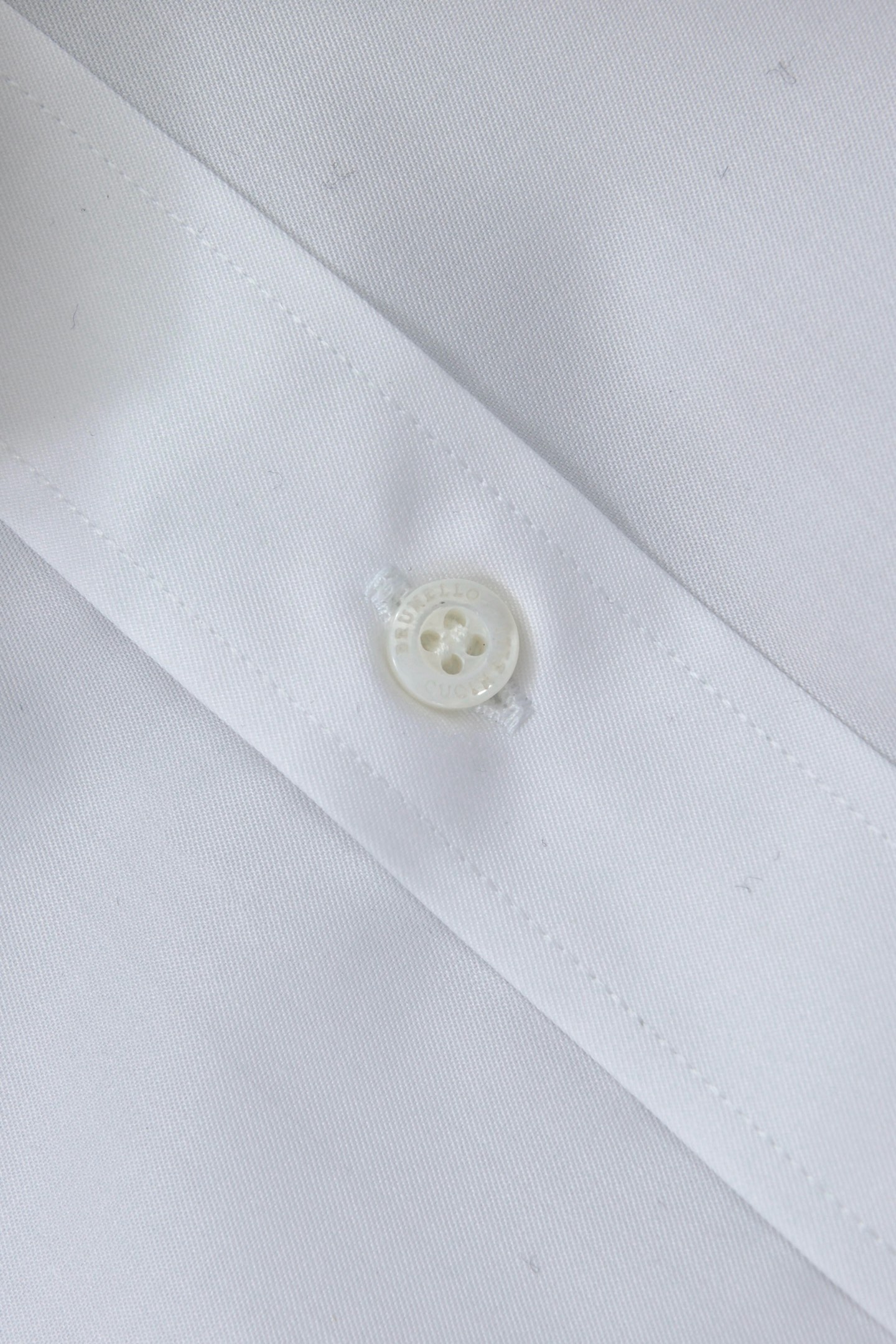 New#🟥BrunelloCucinelli 简约不张扬却自带高级感，贡缎棉休闲男士衬衫，面料细腻丝滑，