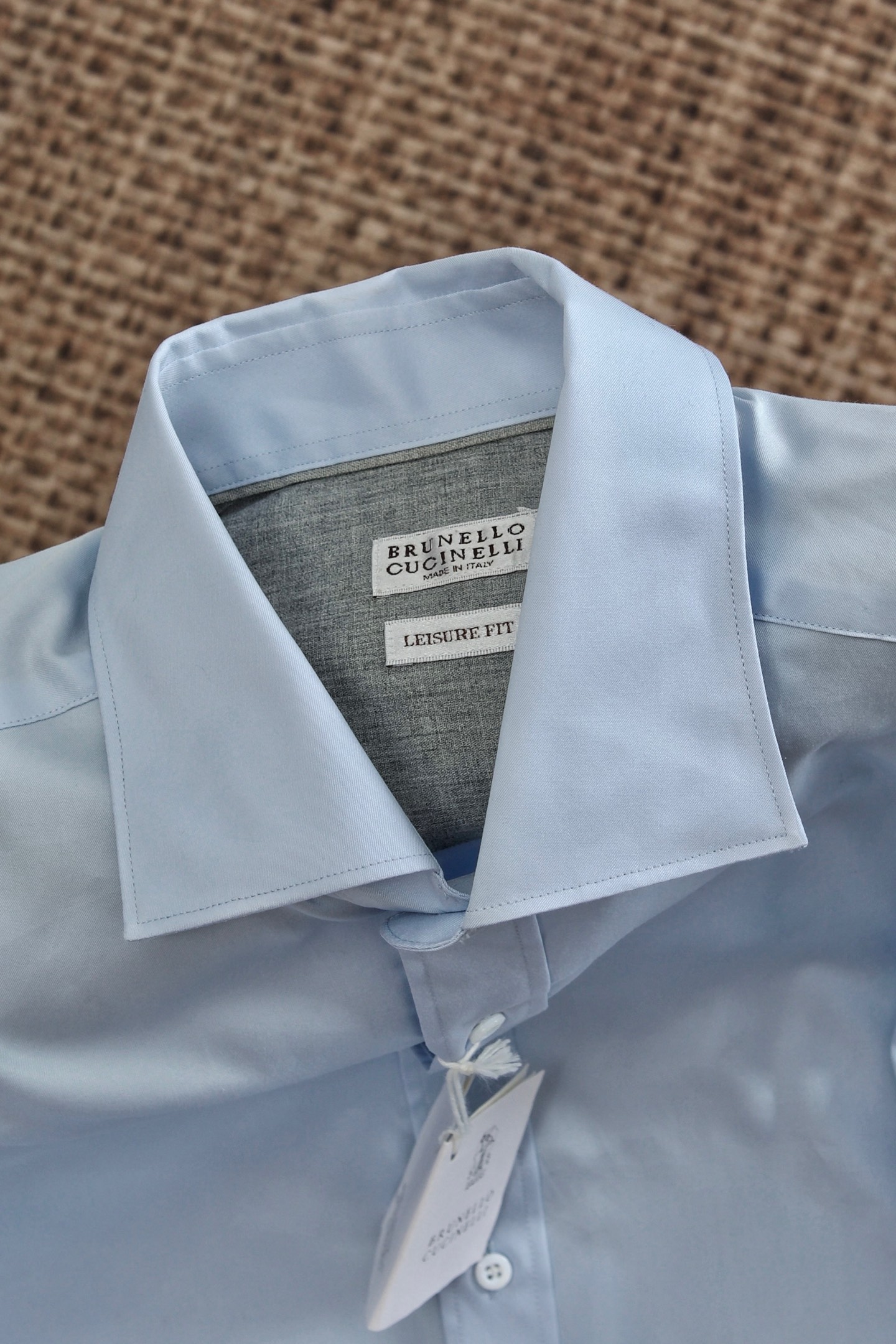 New#🟥BrunelloCucinelli 简约不张扬却自带高级感，贡缎棉休闲男士衬衫，面料细腻丝滑，