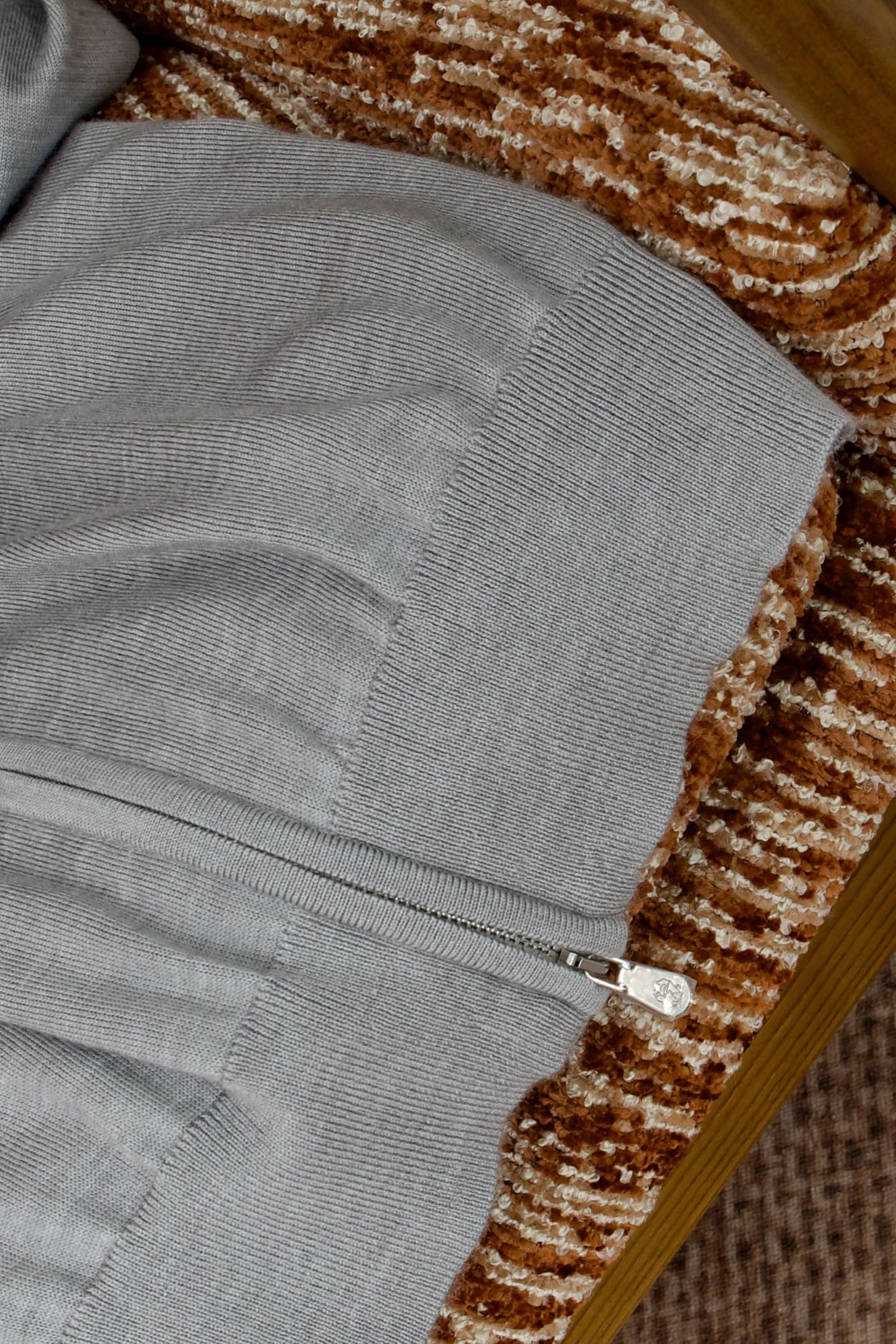 New#🟥Brunello Cucinelli 甄选硬朗刺绣100%羊毛面料轻盈蓬松，带来无与伦比的亲肤