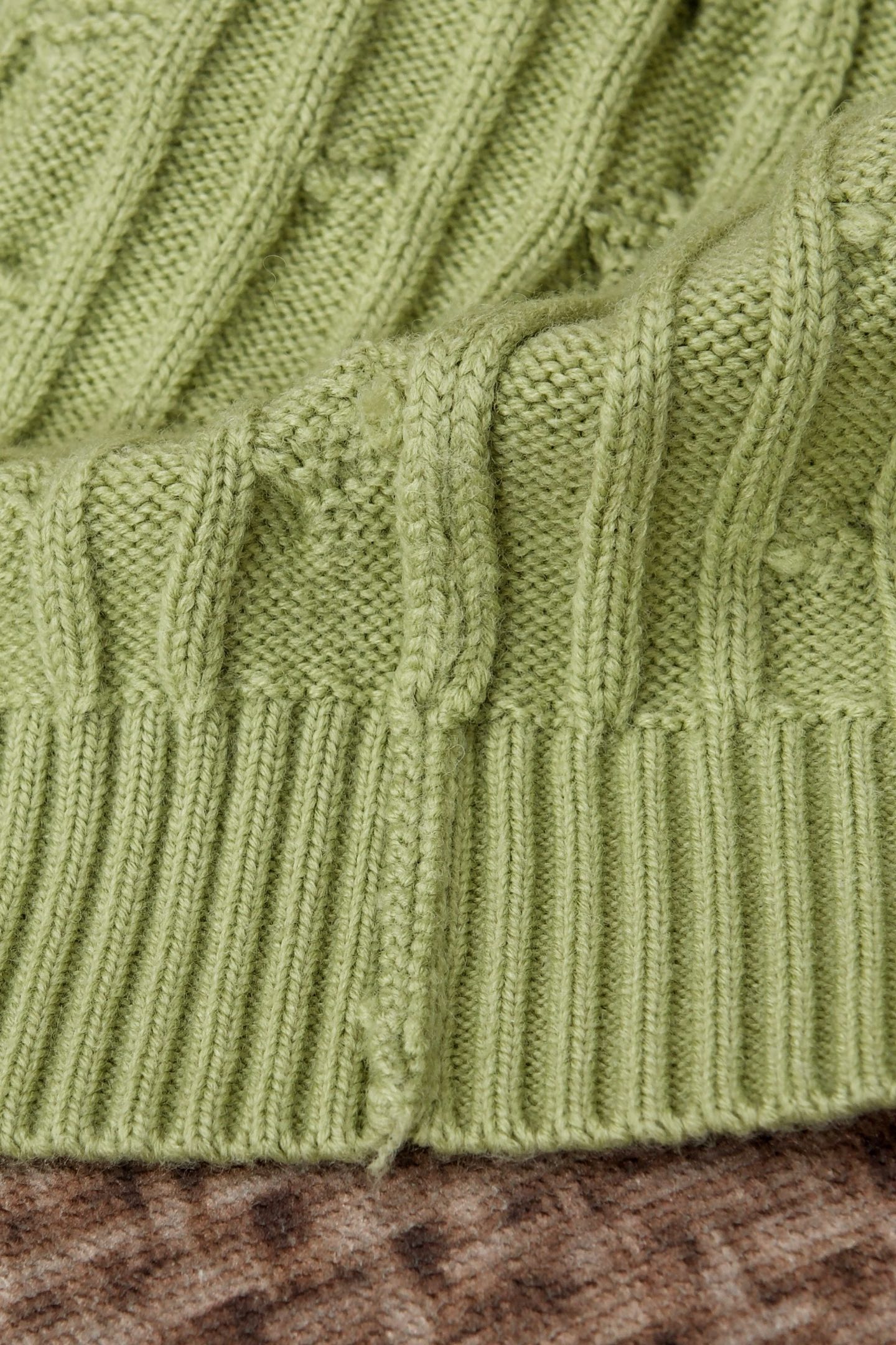 New#🟥lP🆕 经典麻花辫织法复古混纺羊绒纱线羊绒衫，探索时尚的复古潮流，lP🆕家为您呈现一款独具匠心