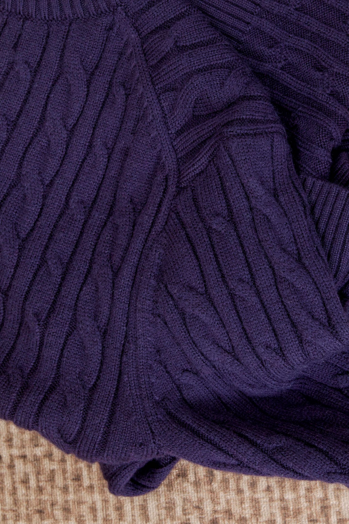 New#🟥lP🆕 经典麻花辫织法复古混纺羊绒纱线羊绒衫，探索时尚的复古潮流，lP🆕家为您呈现一款独具匠心