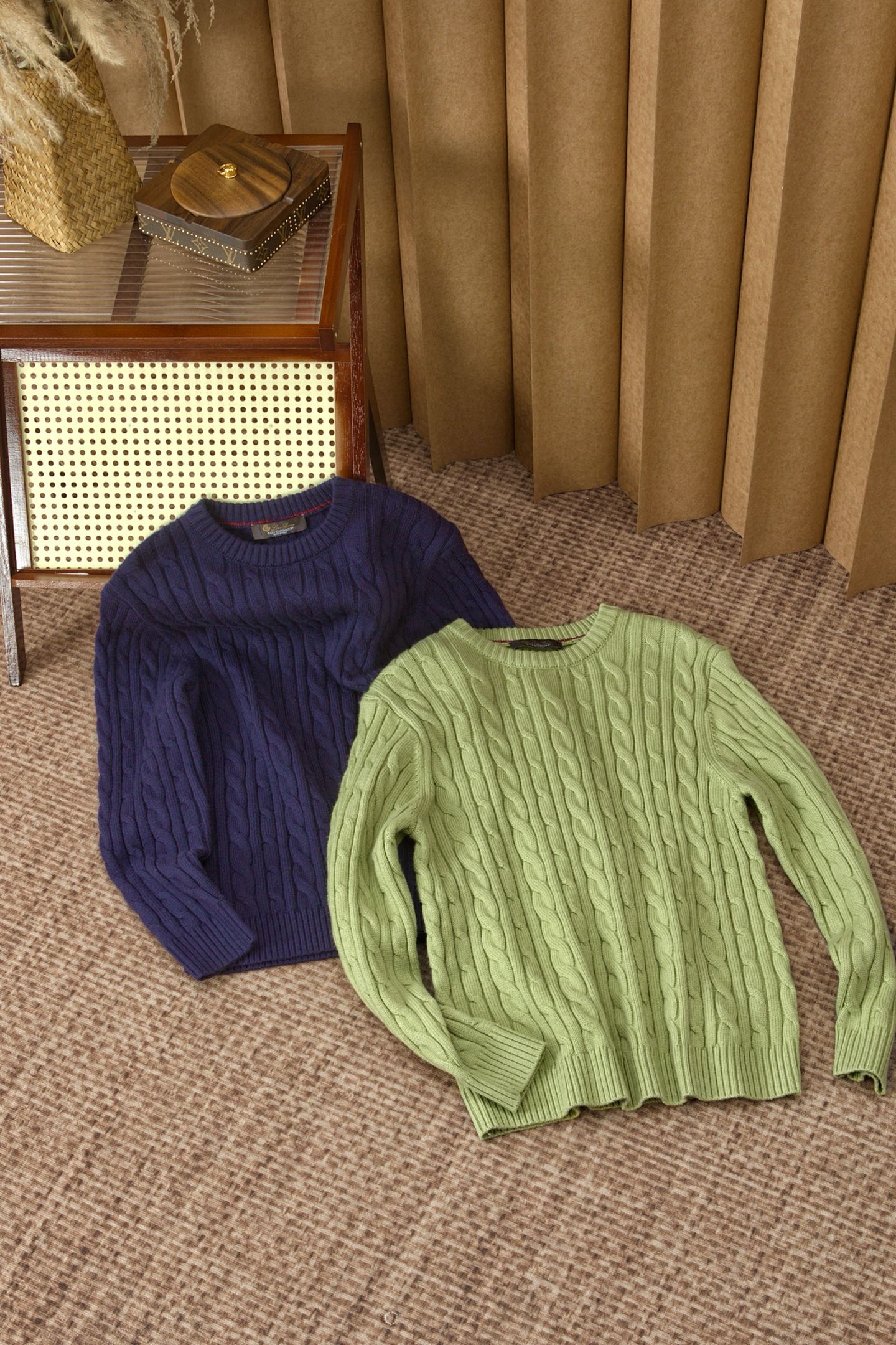 lP🆕经典圆领麻花羊毛衫平铺测量1-3CM误差48码:肩宽41胸围49衣长63.5袖子56.450码:肩