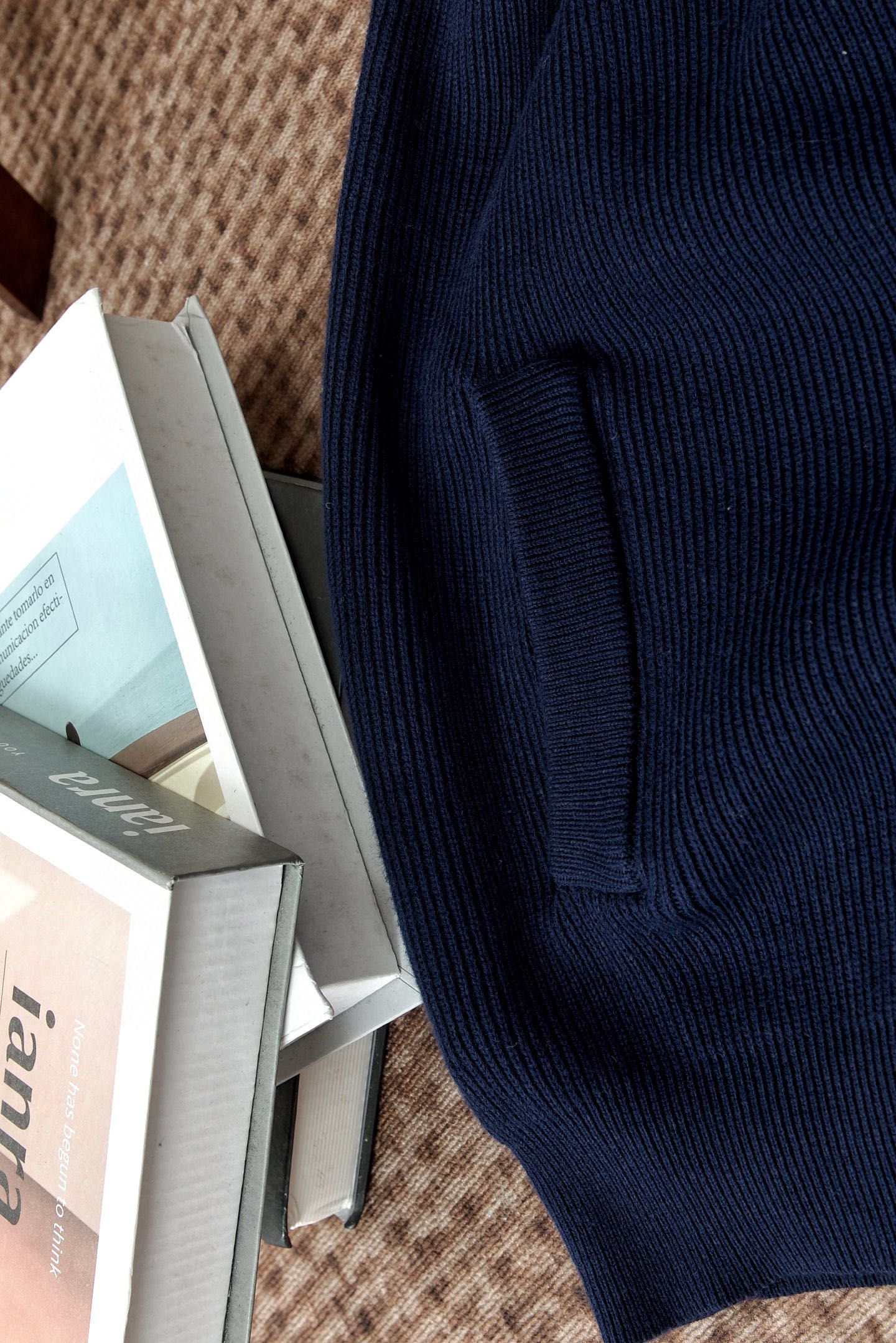 New#🟥Brunello Cucinelli 针织开衫毛衣，100%棉面料轻盈蓬松，带来无与伦比的亲肤