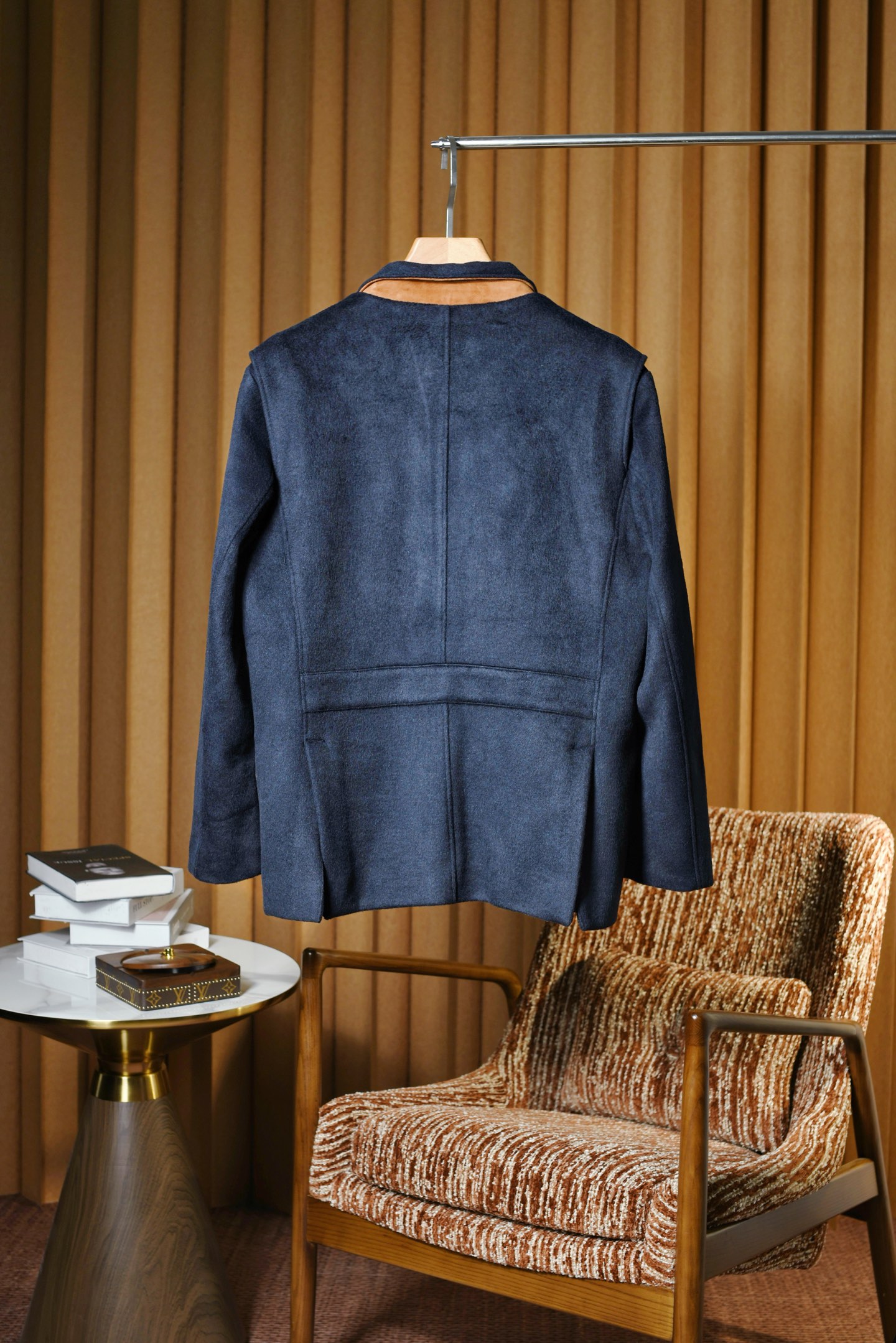 New#🟥lP🆕 诺悠翩雅 臻品羊绒混纺琥珀棕男装夹克外套，黄金配比面料触感与性能的完美平衡。精选20%