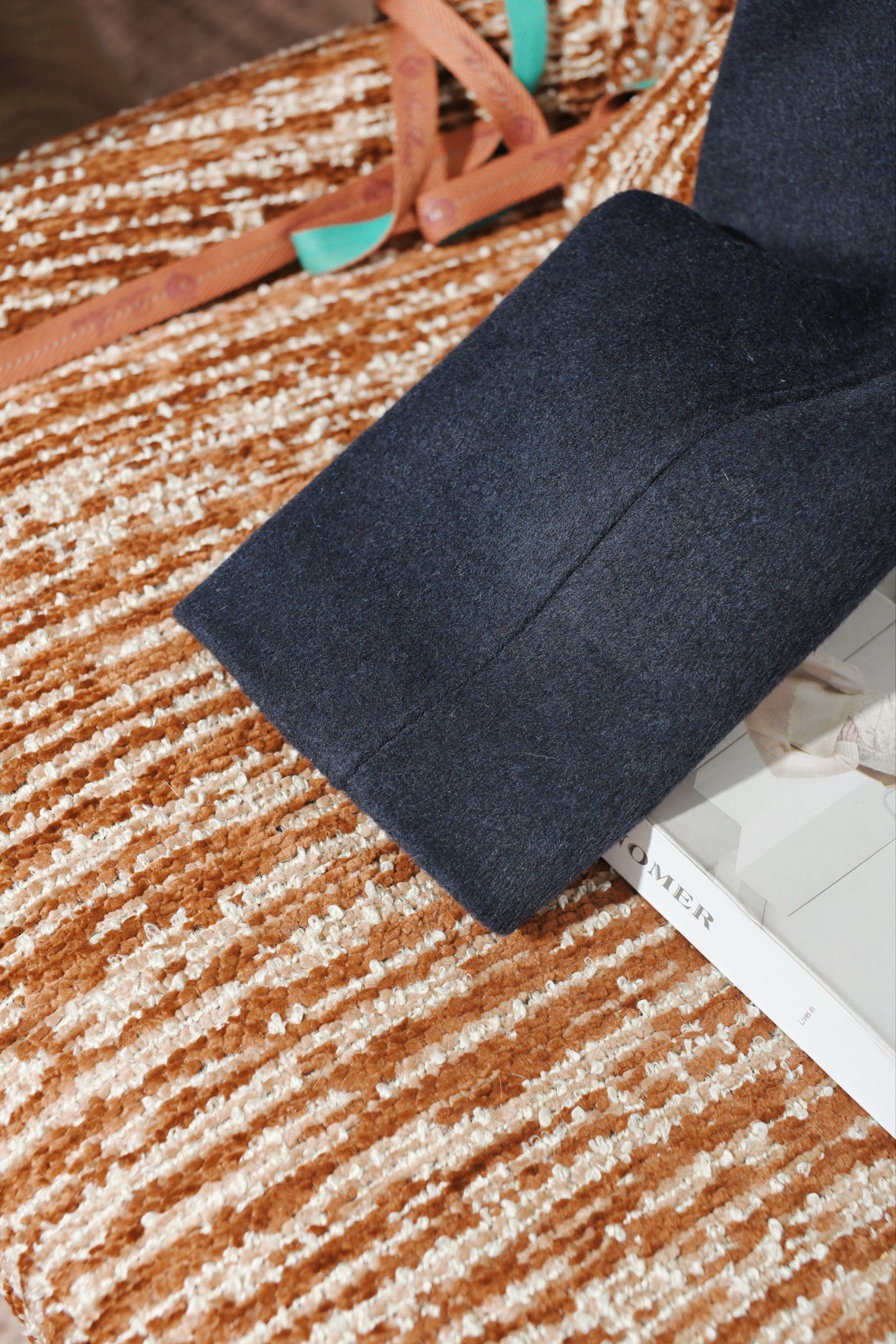 New#🟥lP🆕 诺悠翩雅 臻品羊绒混纺琥珀棕男装夹克外套，黄金配比面料触感与性能的完美平衡。精选20%