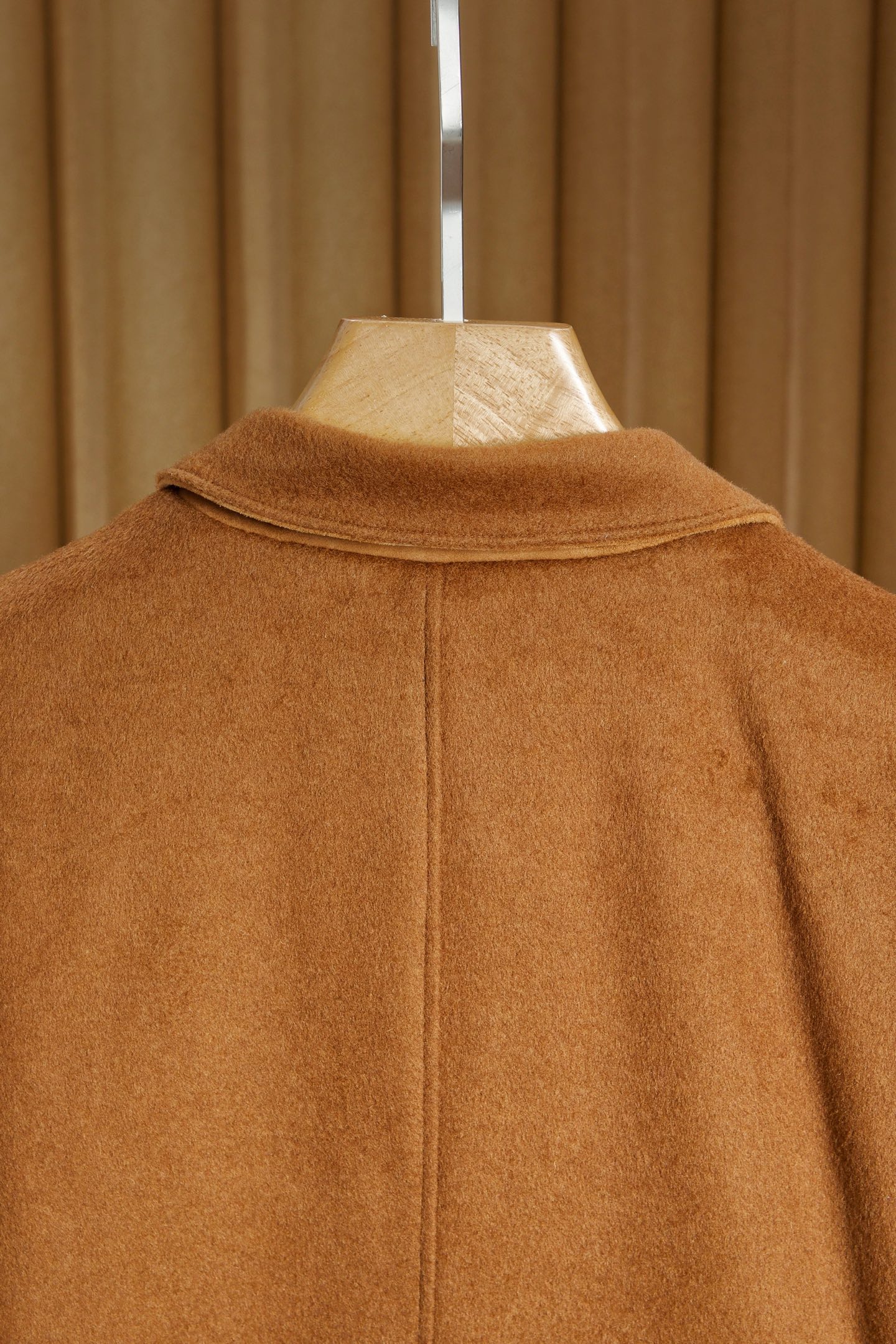 New#🟥lP🆕 诺悠翩雅 臻品羊绒混纺琥珀棕男装夹克外套，黄金配比面料触感与性能的完美平衡。精选20%