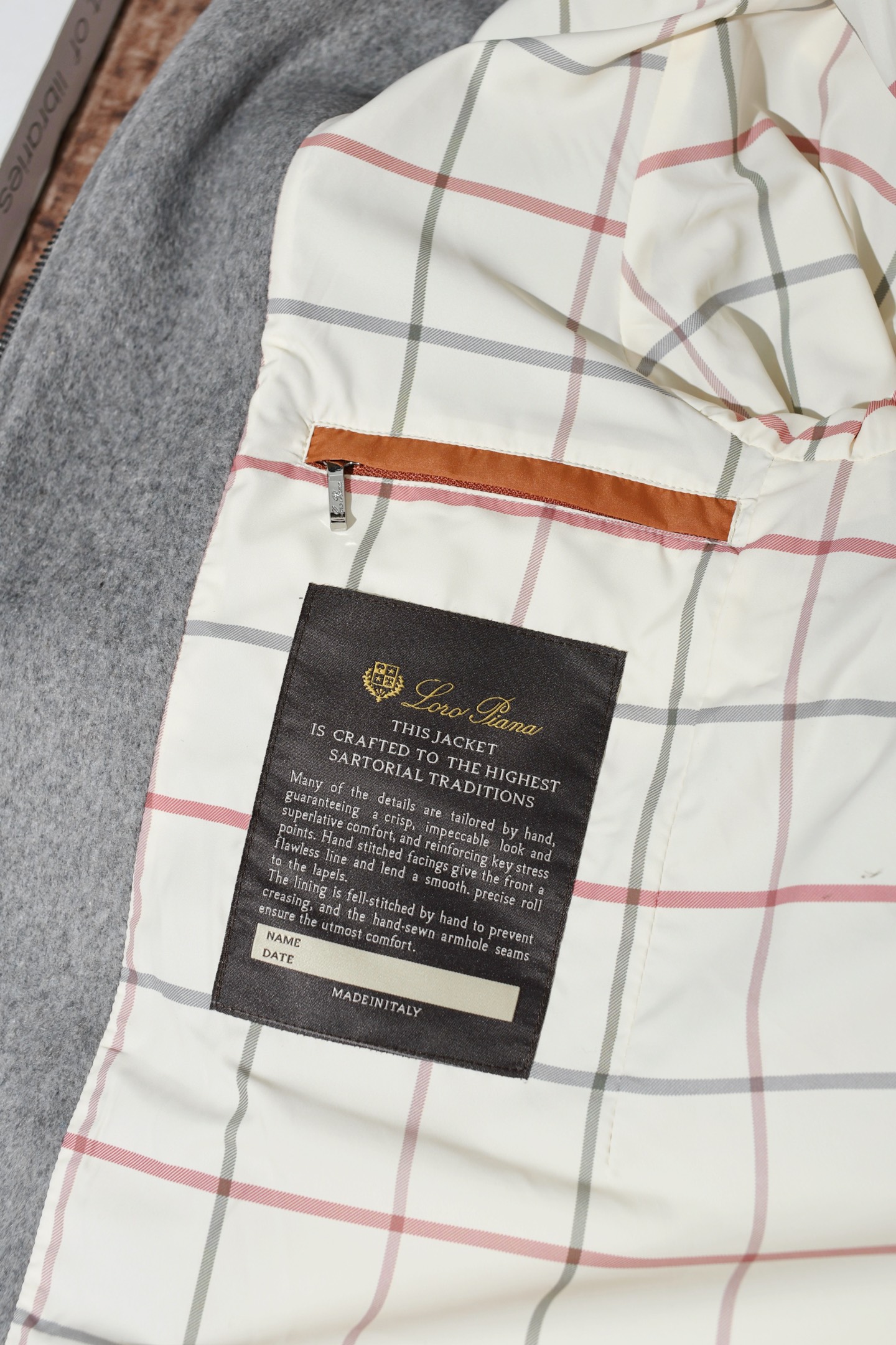 New#🟥lP🆕 甄选独特且强烈的造型感，假两件立体双层领羊绒羊毛混纺夹克外套，这款假两件双层领夹克，便