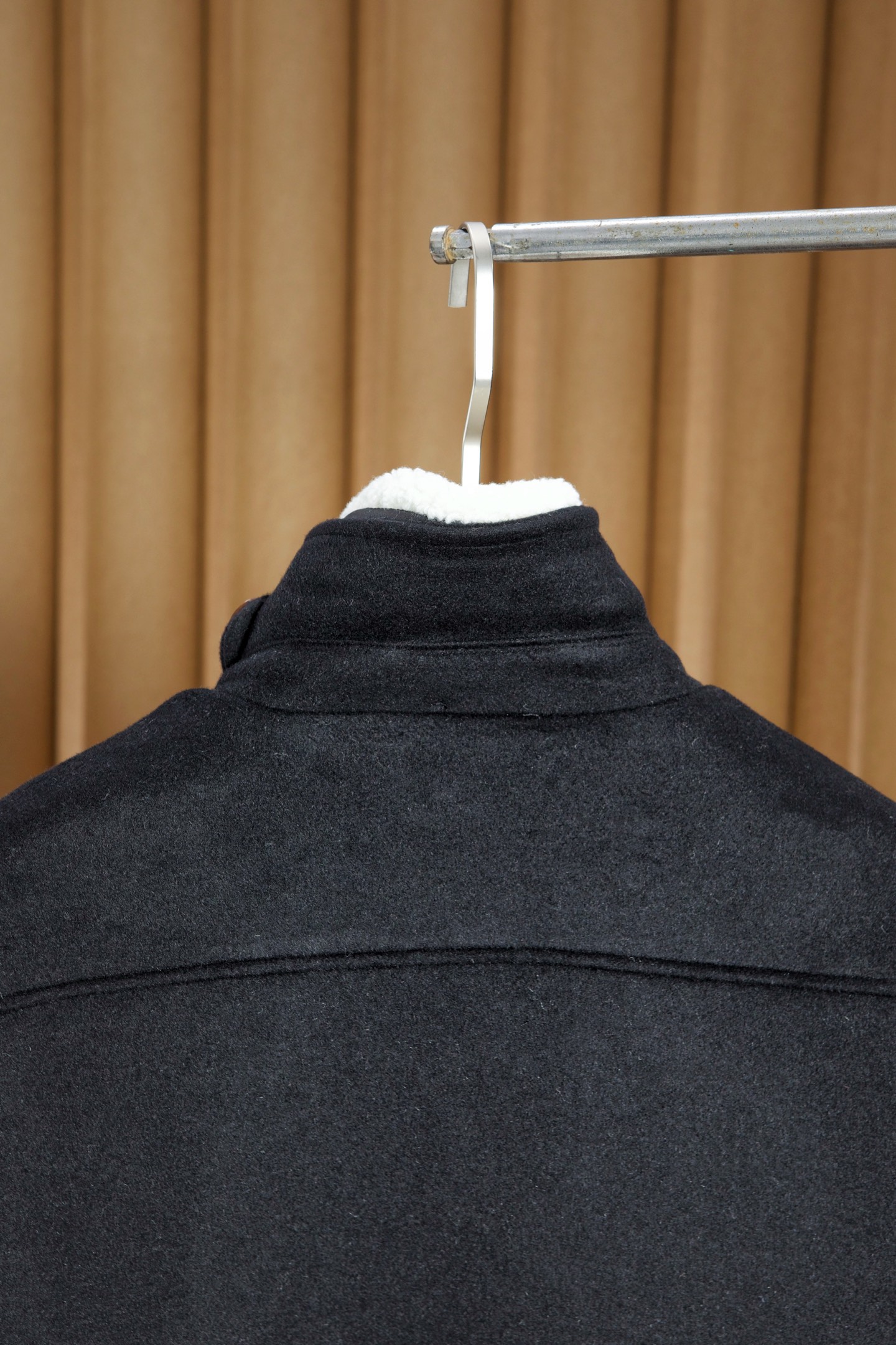 New#🟥BC Brunello Cucinelli 这款匠心独运的夹克，将奢华与实用完美融合，伴您温暖