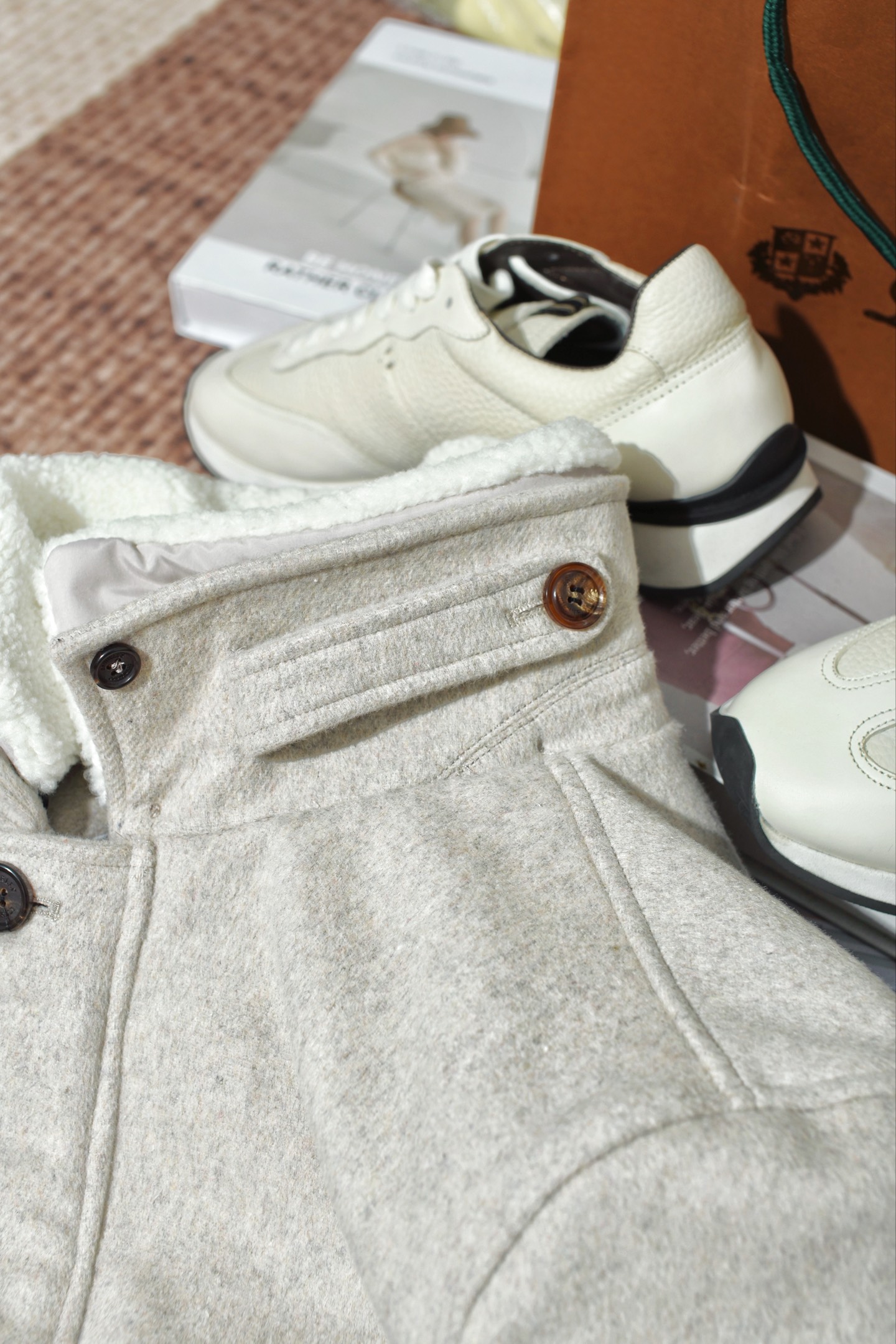 New#🟥BC Brunello Cucinelli 这款匠心独运的夹克，将奢华与实用完美融合，伴您温暖