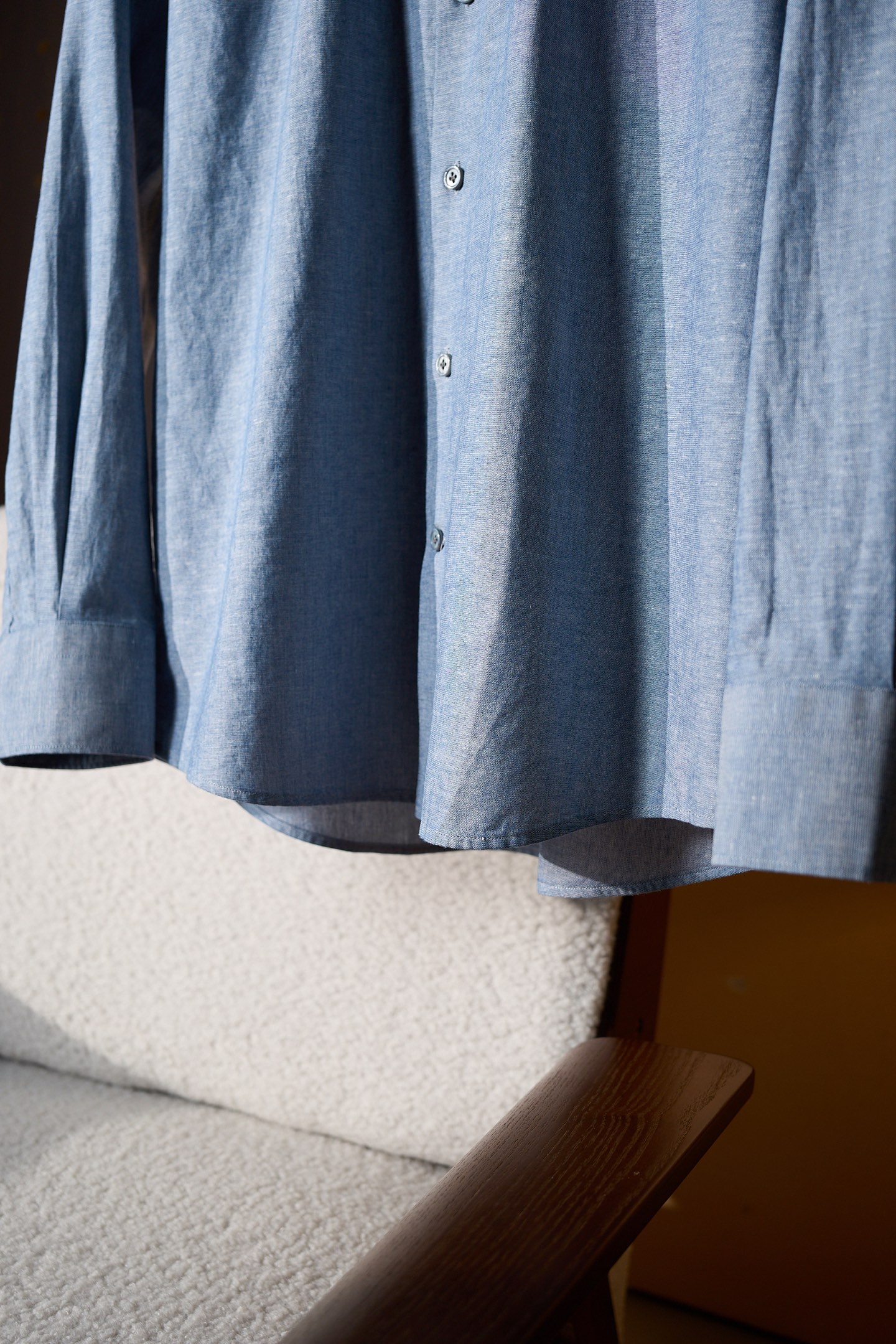 New#🟥Kiton 新款来袭！亚麻衬衫，独家巨献，胸前设计口袋，麻料以其独特的面料特点和休闲自然的风格