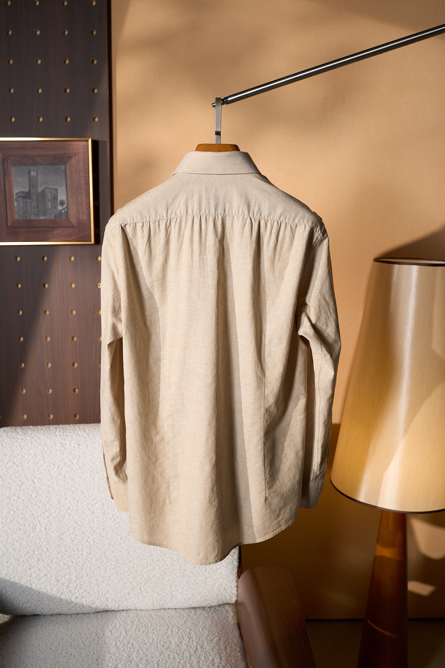 New#🟥Kiton 新款来袭！亚麻衬衫，独家巨献，胸前设计口袋，麻料以其独特的面料特点和休闲自然的风格