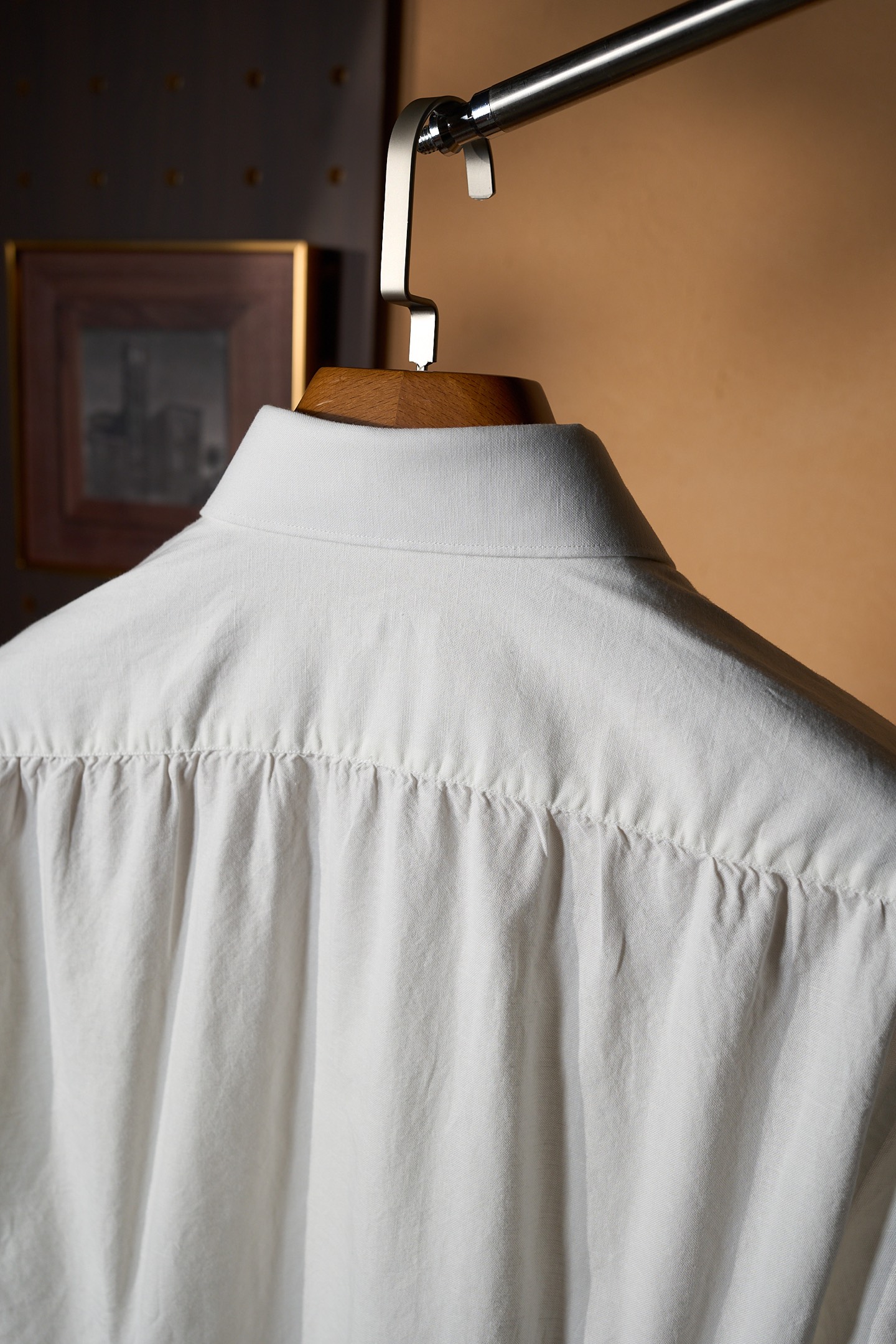 New#🟥Kiton 新款来袭！亚麻衬衫，独家巨献，胸前设计口袋，麻料以其独特的面料特点和休闲自然的风格