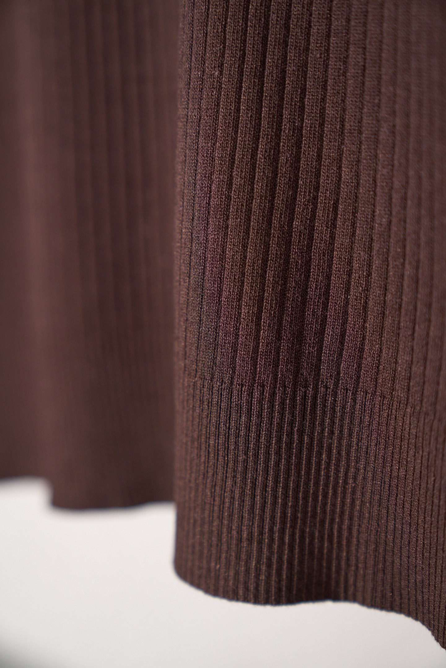 New#🟥Loro piana 诺悠翩雅，新款来袭夏日限定，温柔与雅致交织的宽条圆领针织衫！精选意大利匠