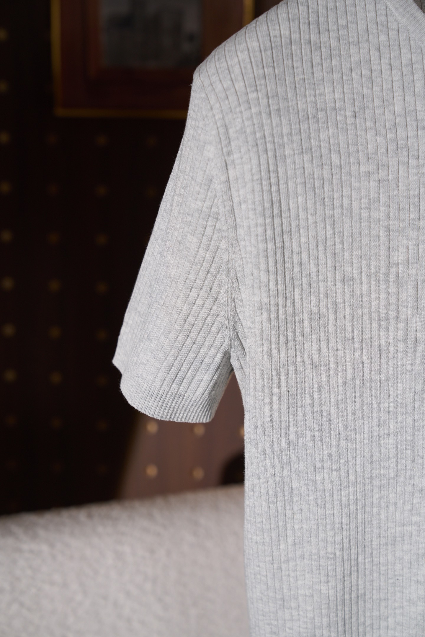 New#🟥Loro piana 诺悠翩雅，新款来袭夏日限定，温柔与雅致交织的宽条圆领针织衫！精选意大利匠