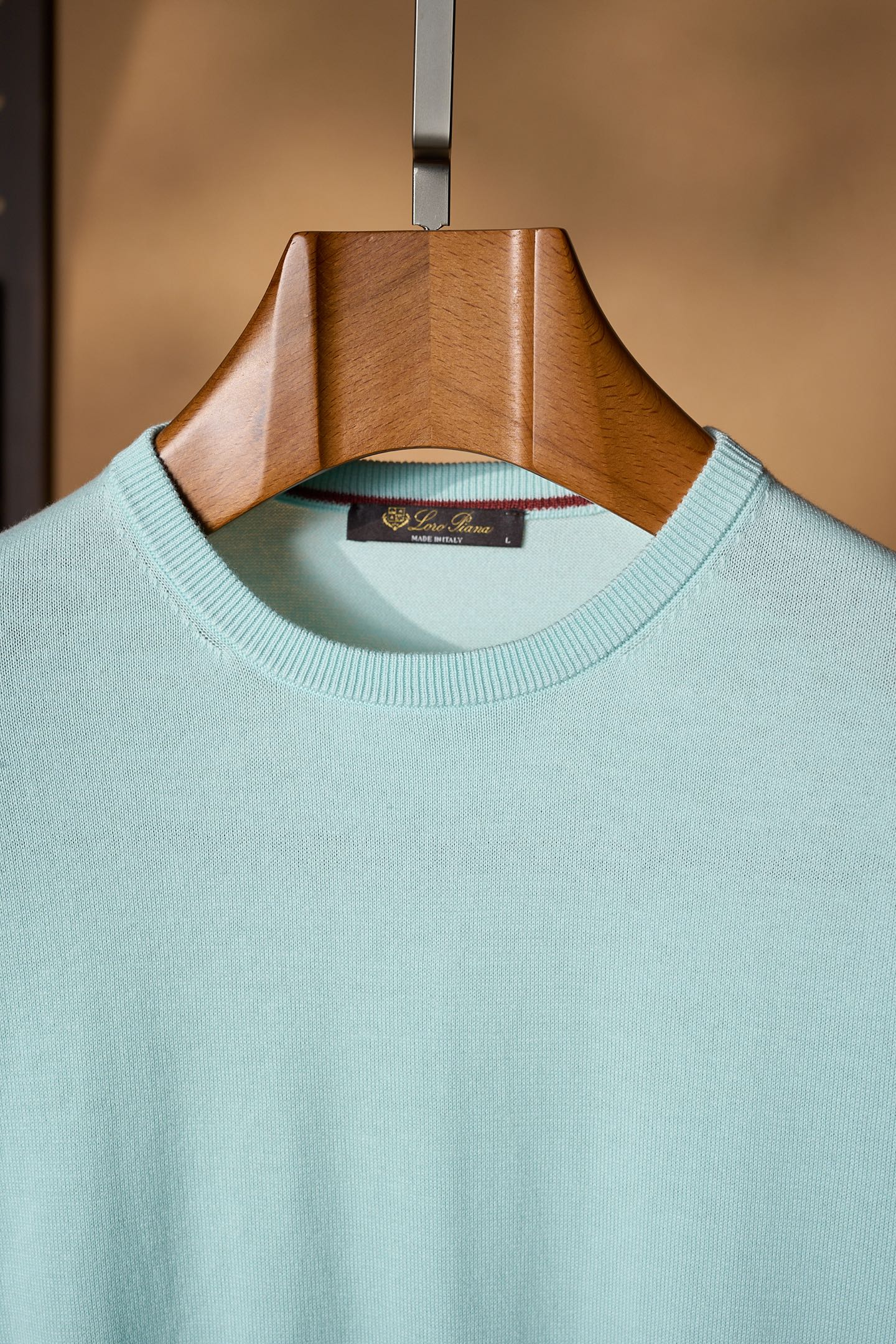 New#🟥Loro piana 夏日系列！圆领针织衫，以100%棉诠释意式极简的呼吸美学！意大利精梳棉匠