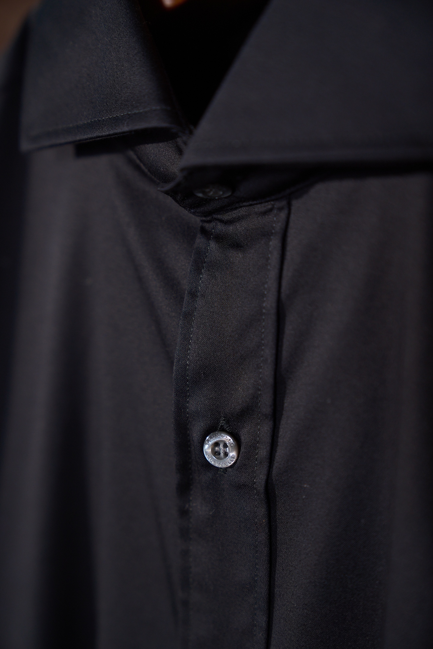 New#🟥BC 春夏新款！特织100%棉温莎领设计衬衣，意大利顶级奢侈品牌，男款时尚休闲长袖衬衫！贸易公