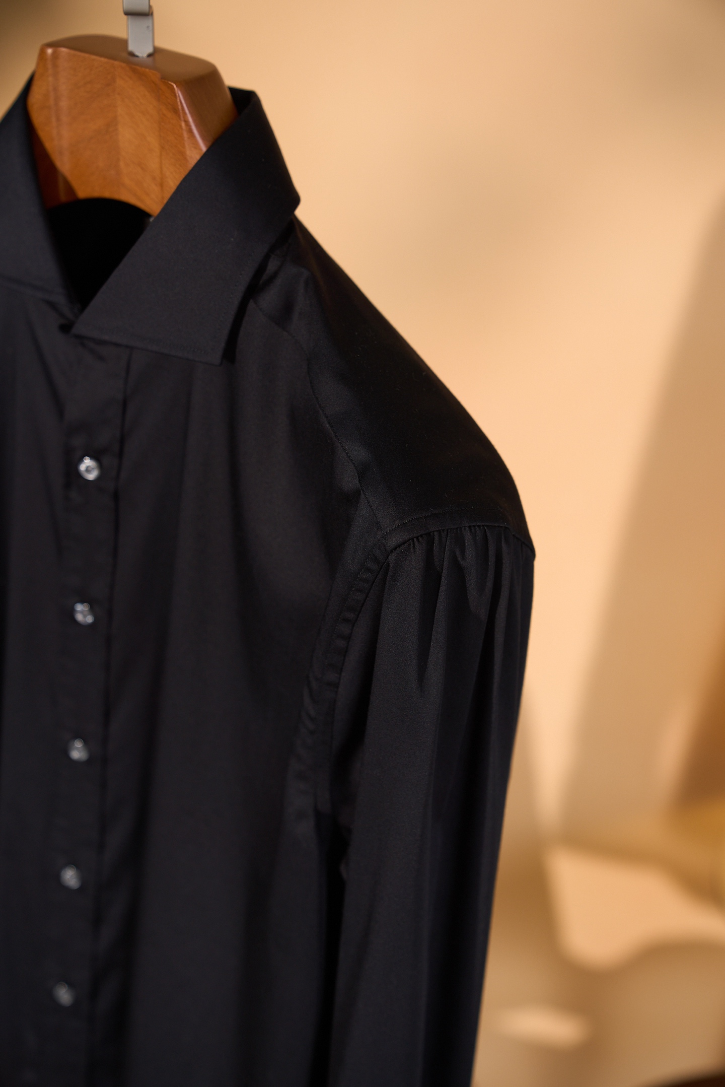 New#🟥BC 春夏新款！特织100%棉温莎领设计衬衣，意大利顶级奢侈品牌，男款时尚休闲长袖衬衫！贸易公