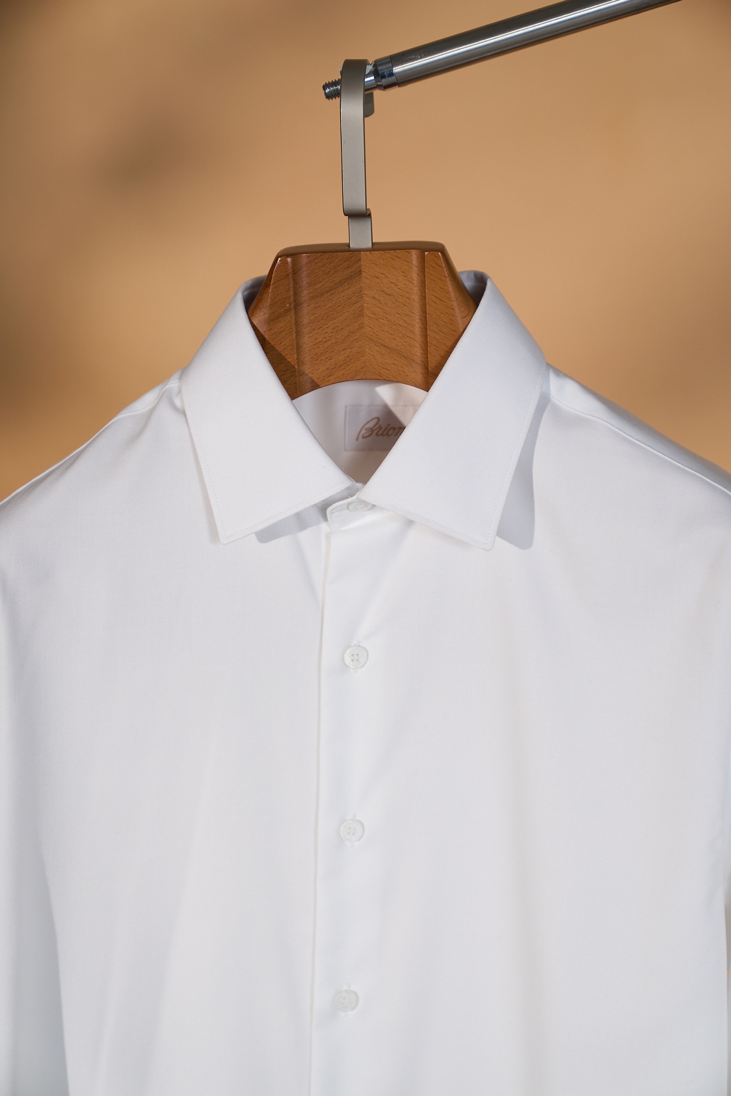 New#🟥brioni 新款来袭！高品质男士衬衫，面料柔软细腻斜纹面料通勤温莎领设计布里家族独特。精选 