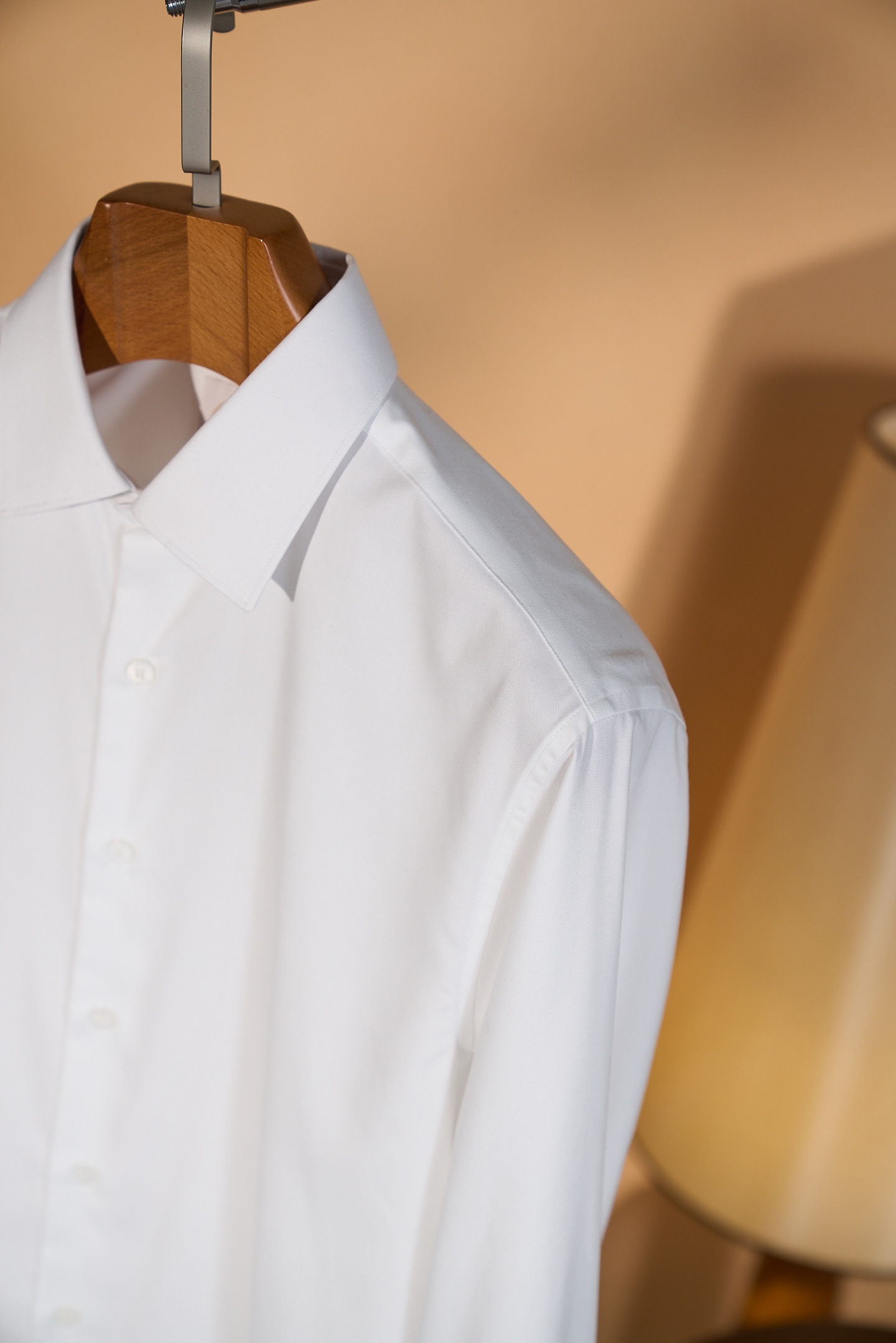 New#🟥brioni 新款来袭！高品质男士衬衫，面料柔软细腻斜纹面料通勤温莎领设计布里家族独特。精选 