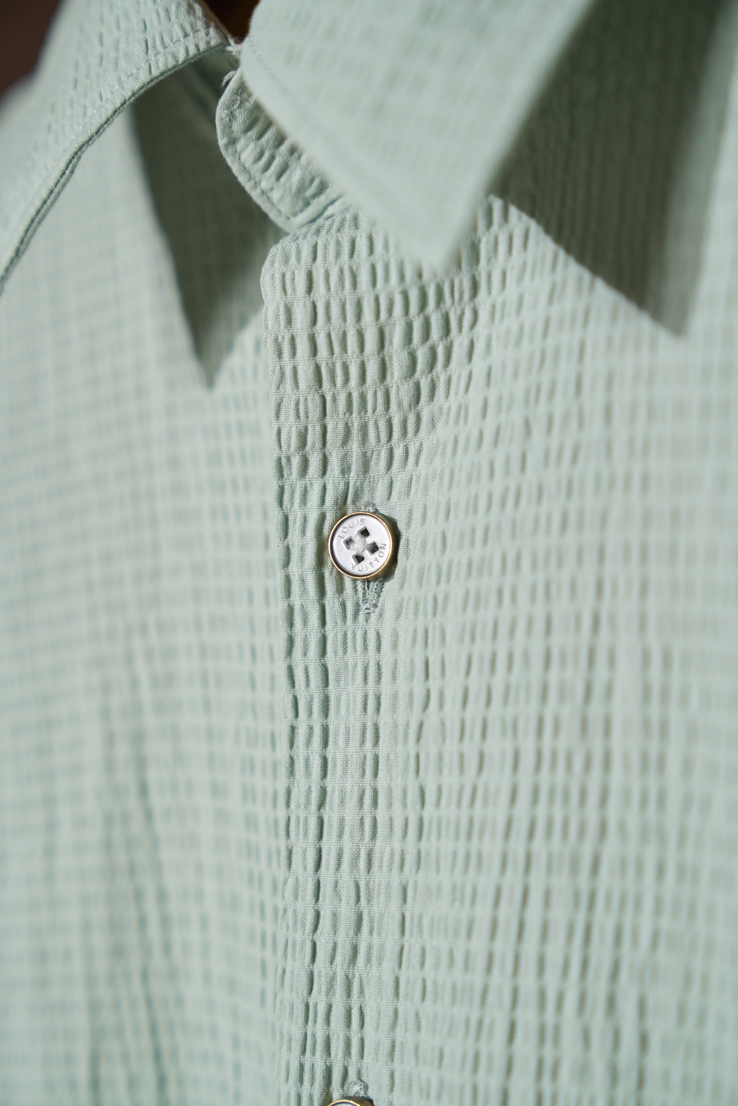 New#🟥「把薄荷森林穿在身上，LV独有的松弛高级感🍃」低饱和薄荷绿泡泡纱肌理自带空气感，自带凉感透气不