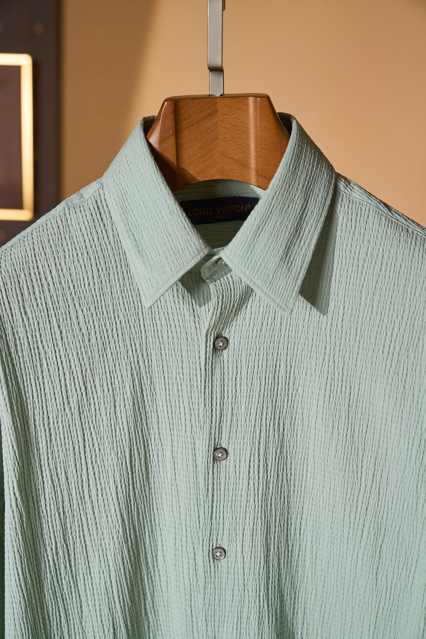 New#🟥「把薄荷森林穿在身上，LV独有的松弛高级感🍃」低饱和薄荷绿泡泡纱肌理自带空气感，自带凉感透气不