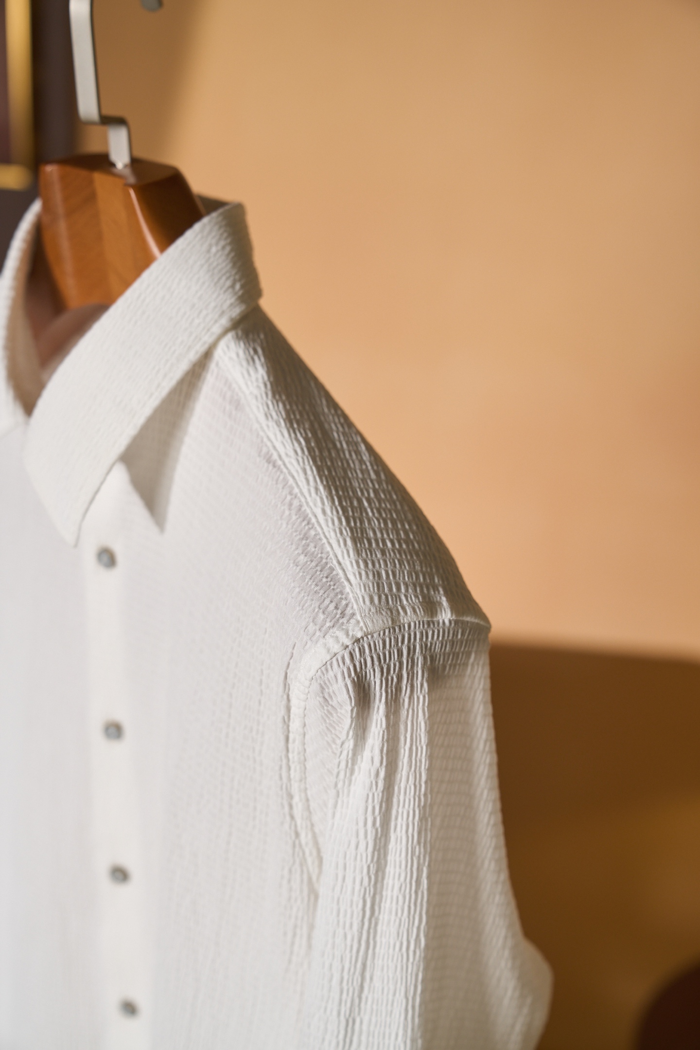 New#🟥「把月光白穿在身上，LV独有的松弛高级感🤍」纯净米白泡泡纱肌理自带空气感，自带凉感透气不闷汗，