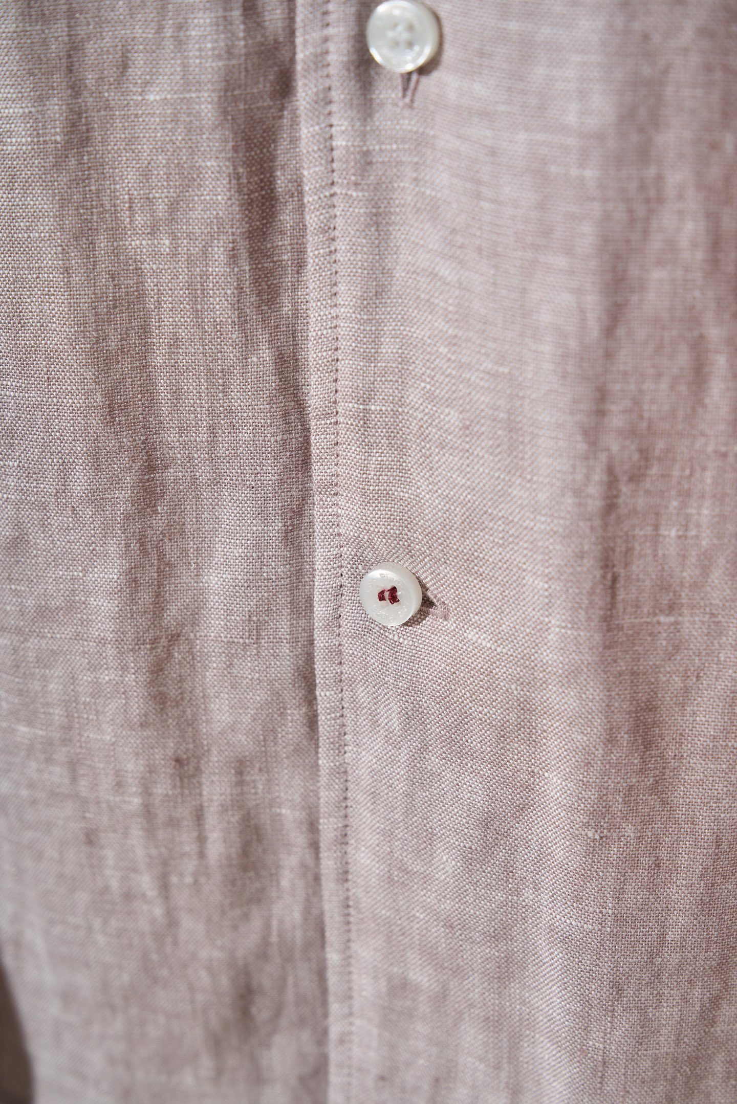 。New#🟥Loro Piana 同风格亚麻衬衫，来自意大利的100%天然亚麻，自带呼吸感的肌理纹理，让